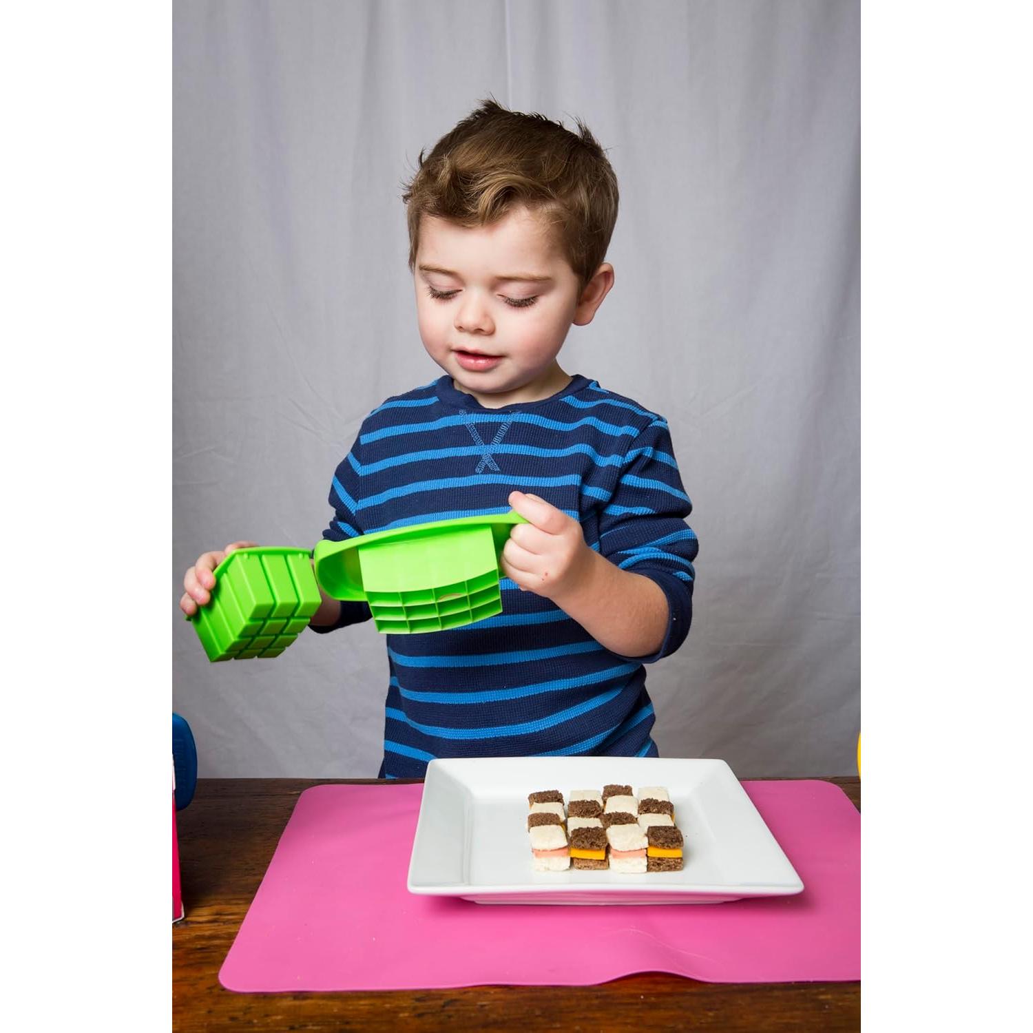 Juego de Cortadores de Comida FunBites 2 Piezas Verde/Rosa