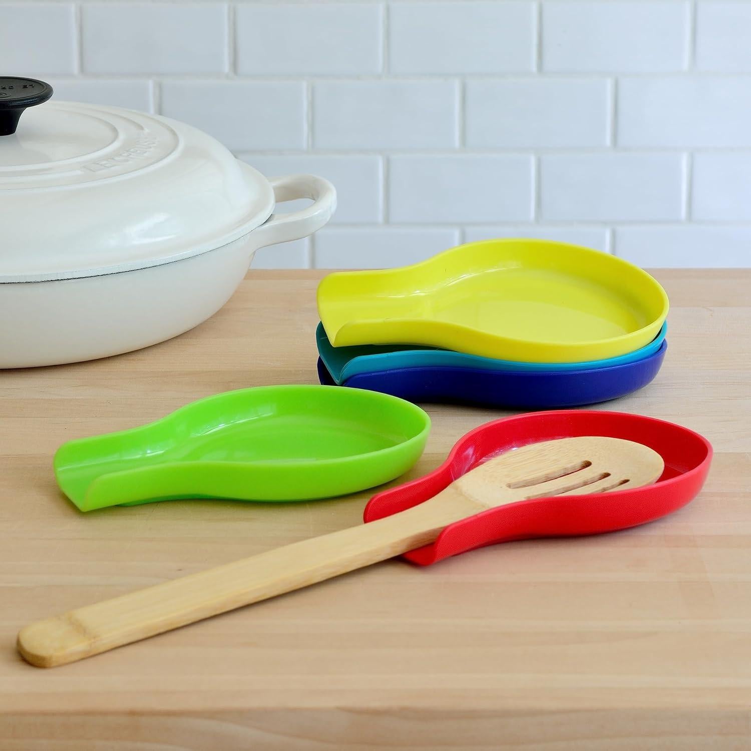 Reposaplatos de Plástico Youngever 5 Piezas Arcoíris 10.16 cm