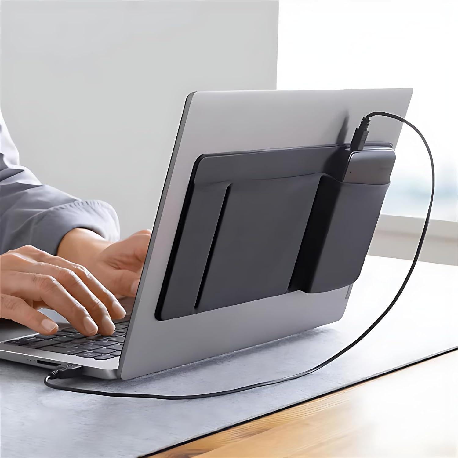 Organizador Adherible de 3 Bolsillos AMOZIFY para Laptop Negro