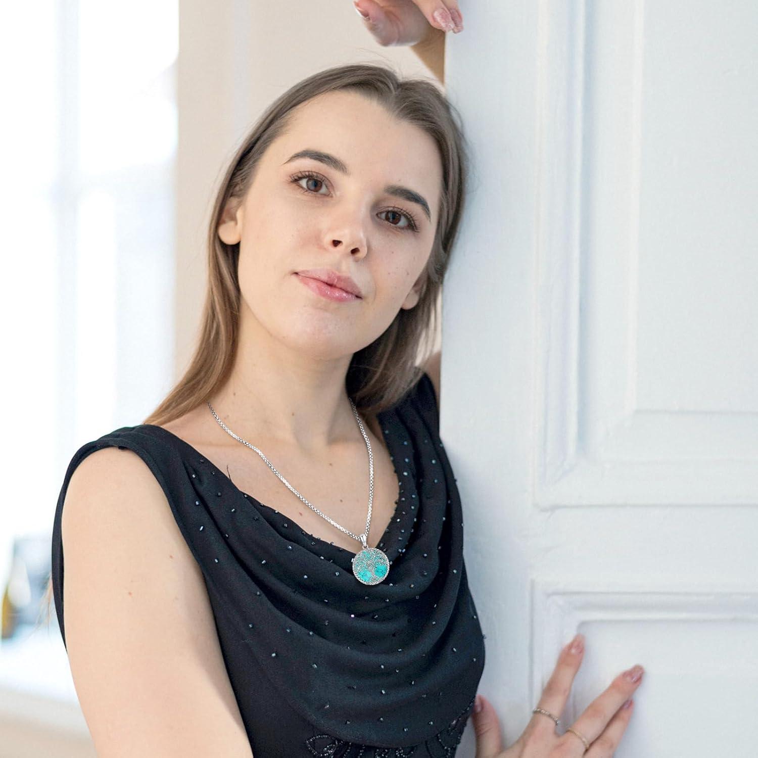 Collar Locket de Plata Esterlina 925 con Turquesa y Colgante