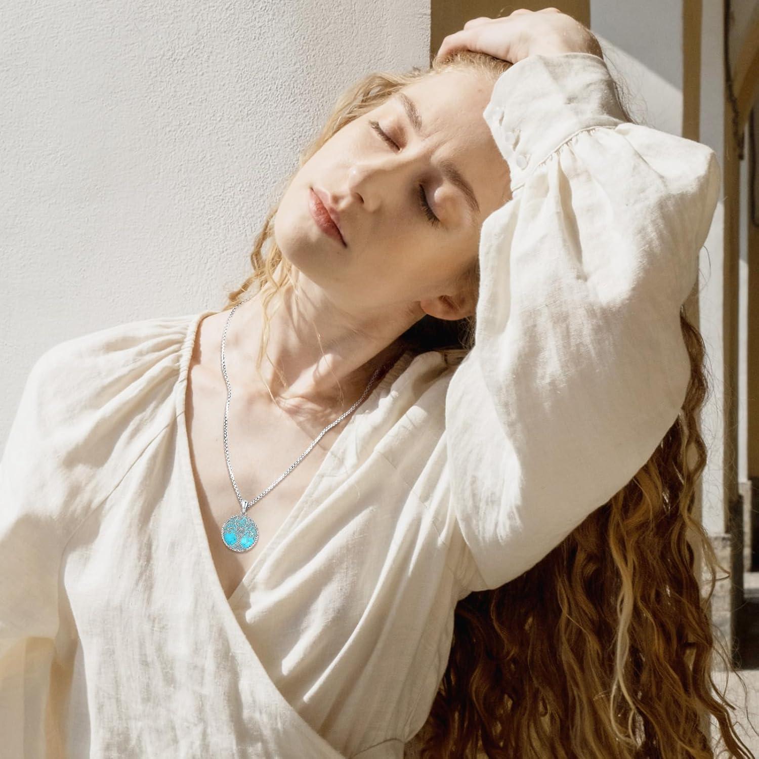 Collar Locket de Plata Esterlina 925 con Turquesa y Colgante