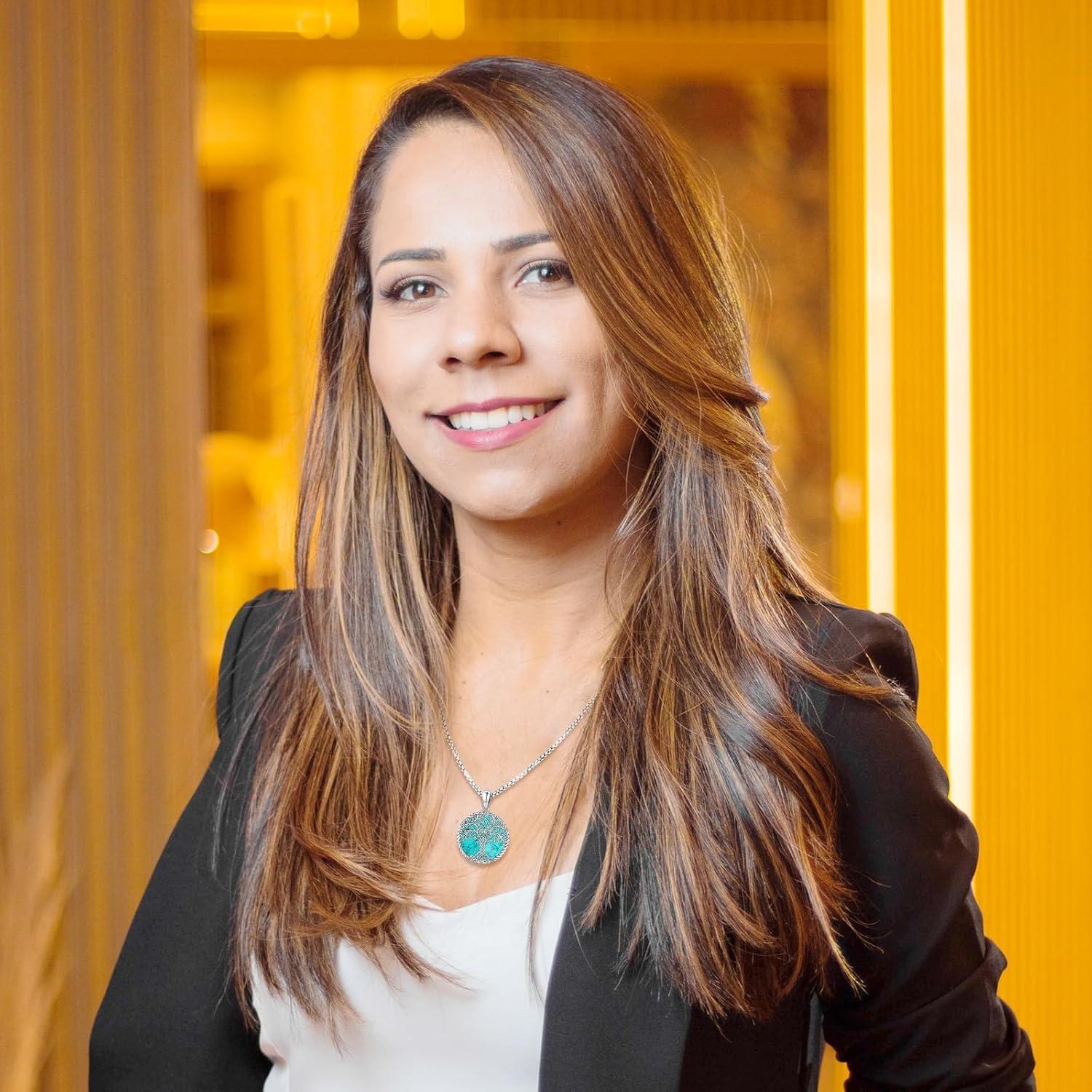 Collar Locket de Plata Esterlina 925 con Turquesa y Colgante