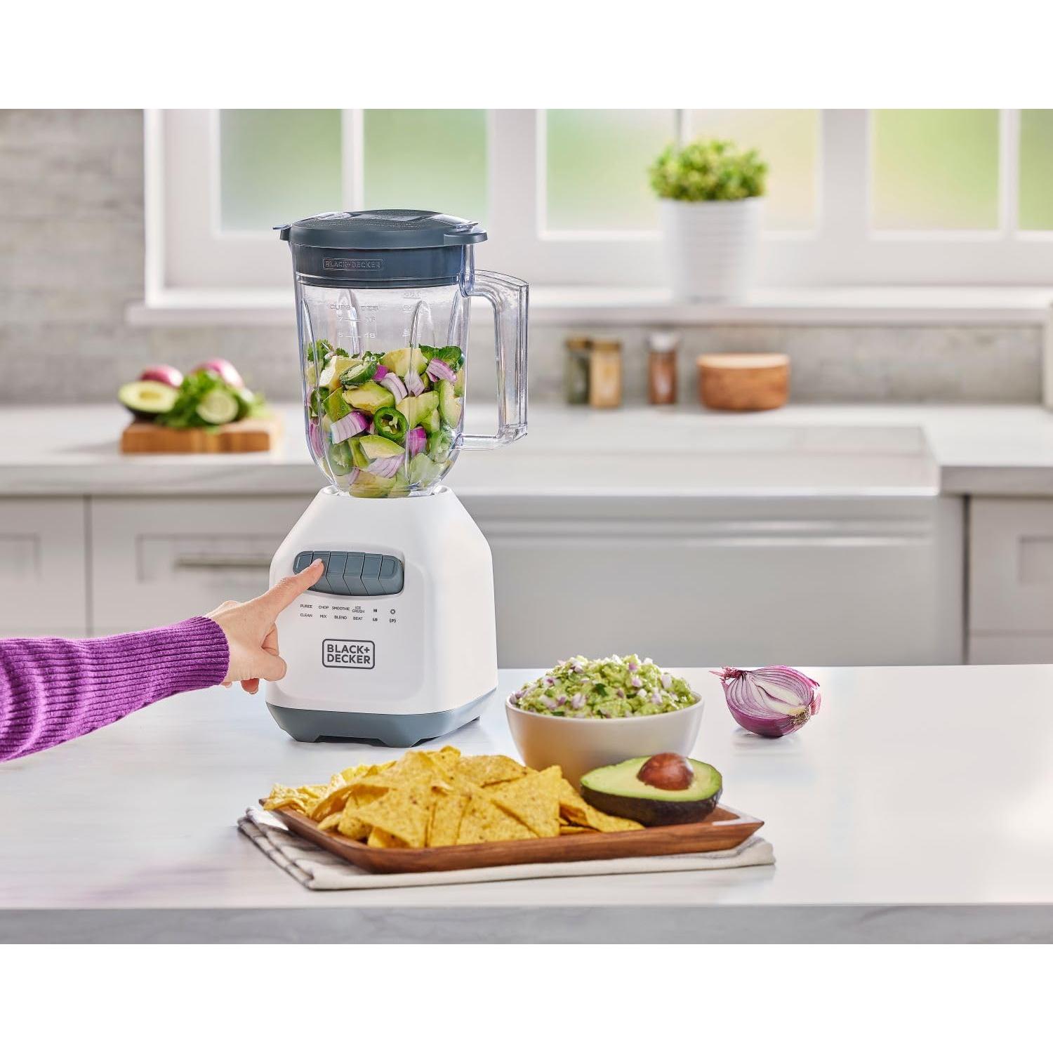 Licuadora BLACK+DECKER 750W Jarra 1.65L 8 Velocidades Blanca