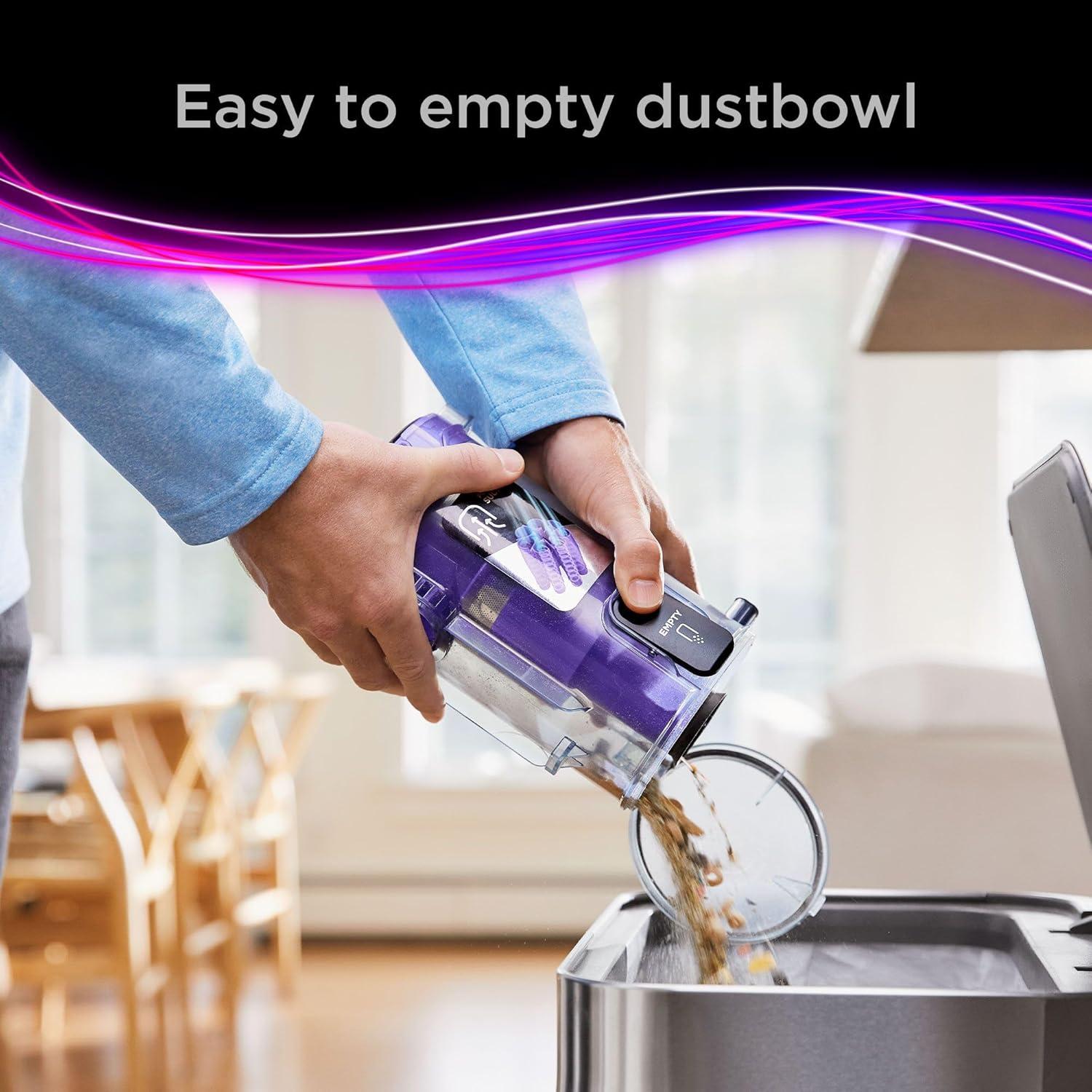 Aspiradora de Varilla Sin Cable Black+Decker para Mascotas 750ml