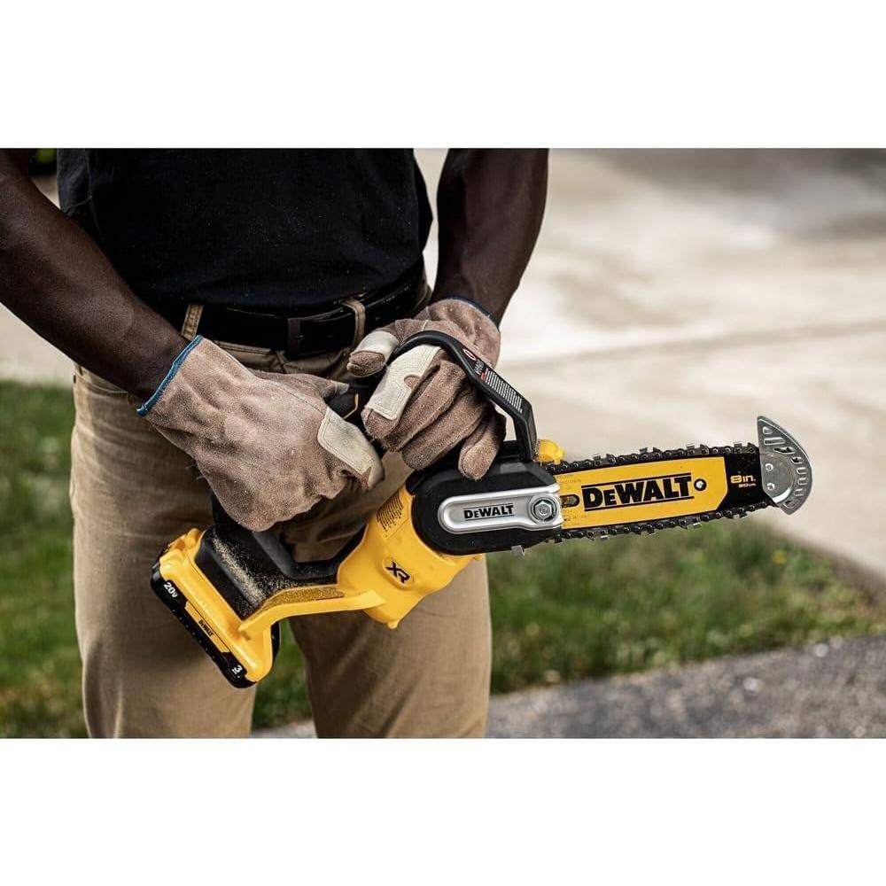 Sierra de Podar DEWALT 20V MAX 8" Sin Escobillas DCCS623B