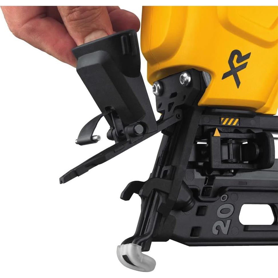 Clavadora Inalámbrica Dewalt DCN660D1R 20V 16 Gauge 6.35 cm