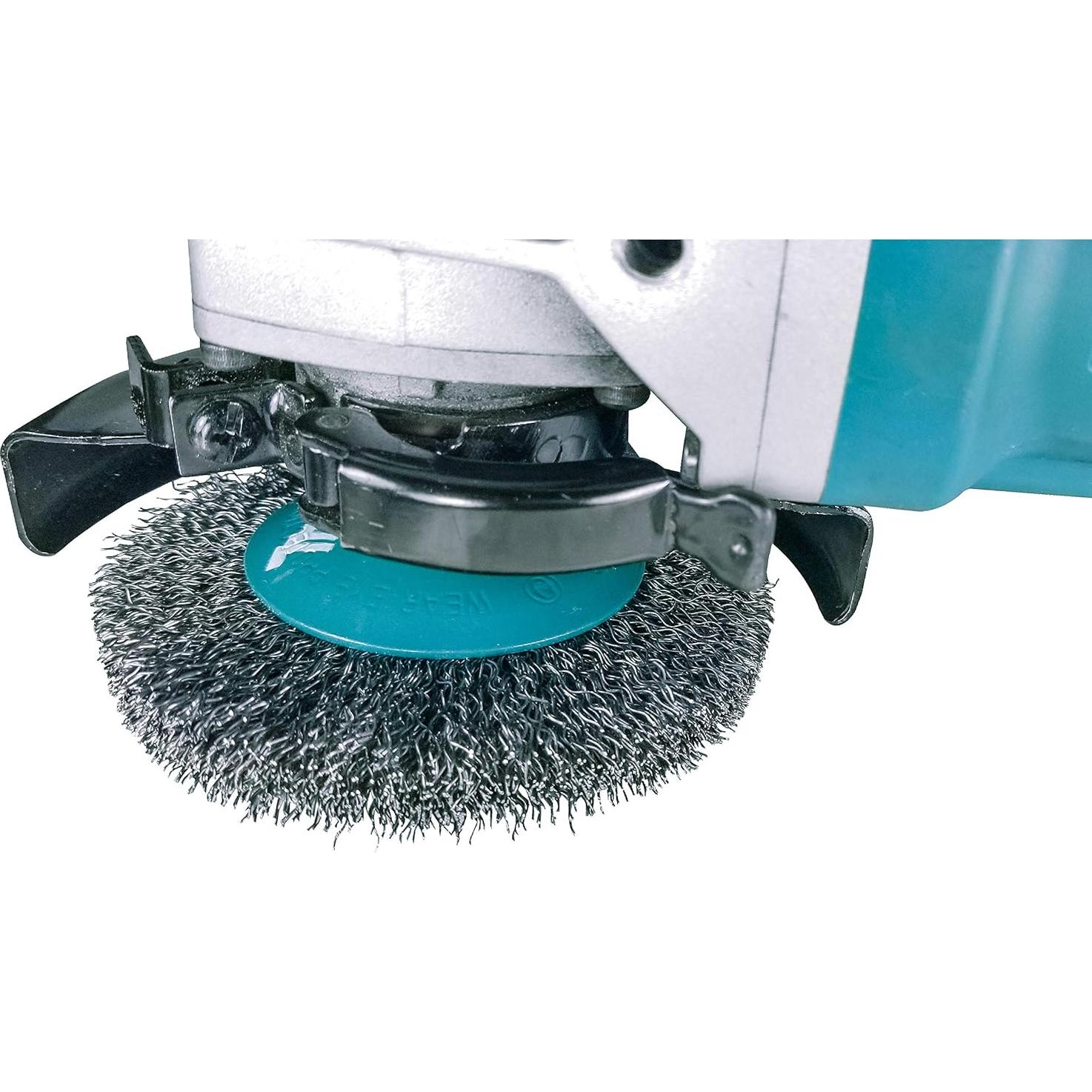 Cepillo de Rueda de Alambre Crimpado 4" Makita D-55463