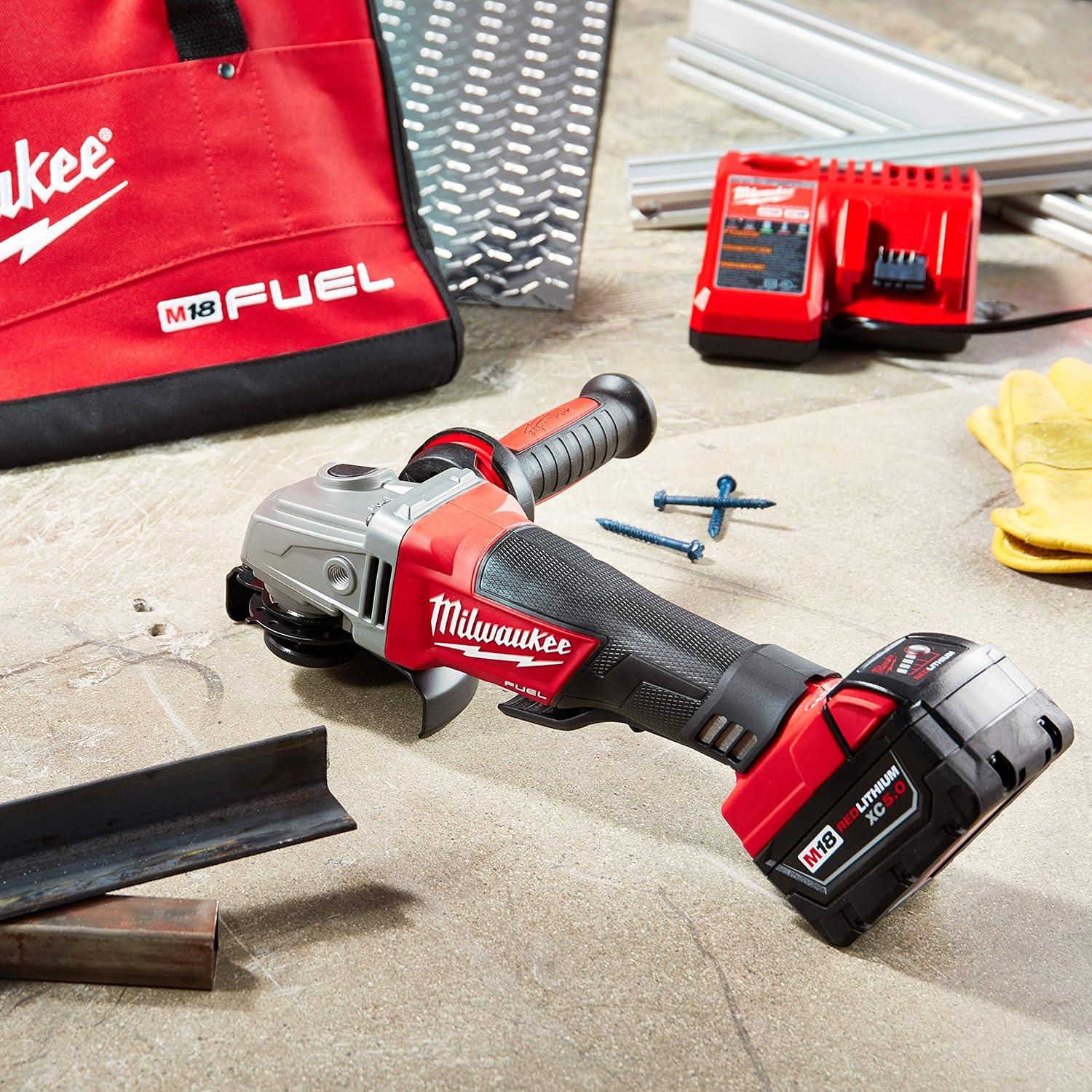 Molinillo inalámbrico Milwaukee M18 FUEL 4-1/2"/5" con batería
