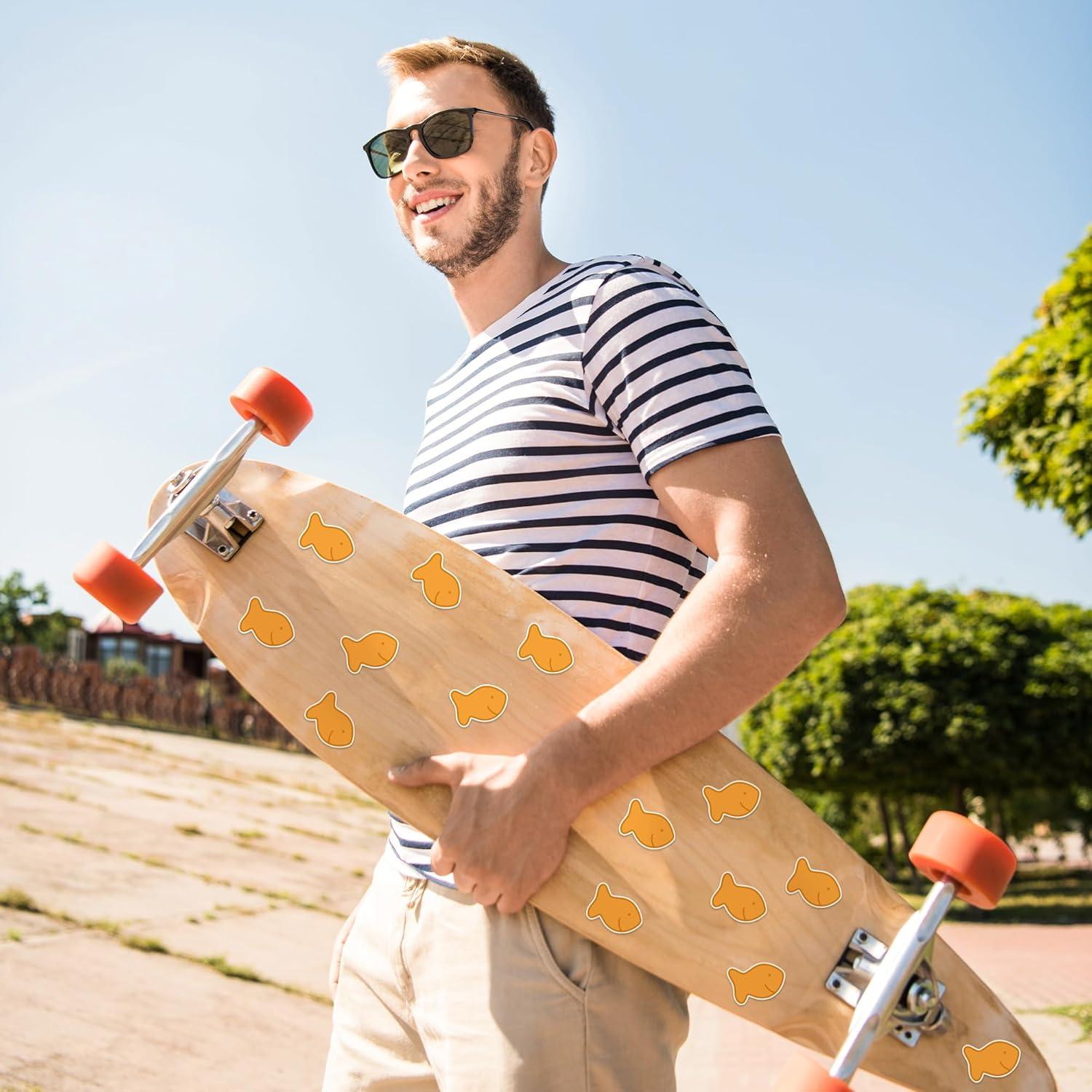 Rollo de Pegatinas BkeeCten Galletas de Pez Dorado 500pcs