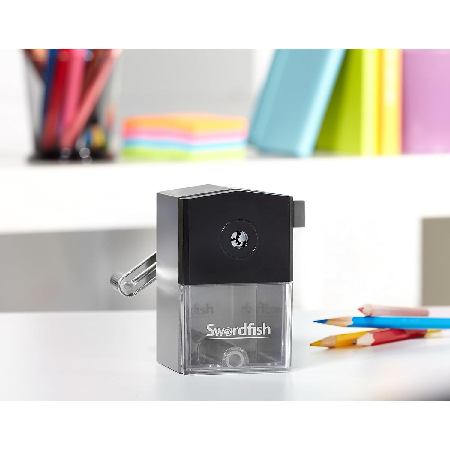 Sacapuntas Manual Ikon Swordfish 8mm con Soporte de Escritorio