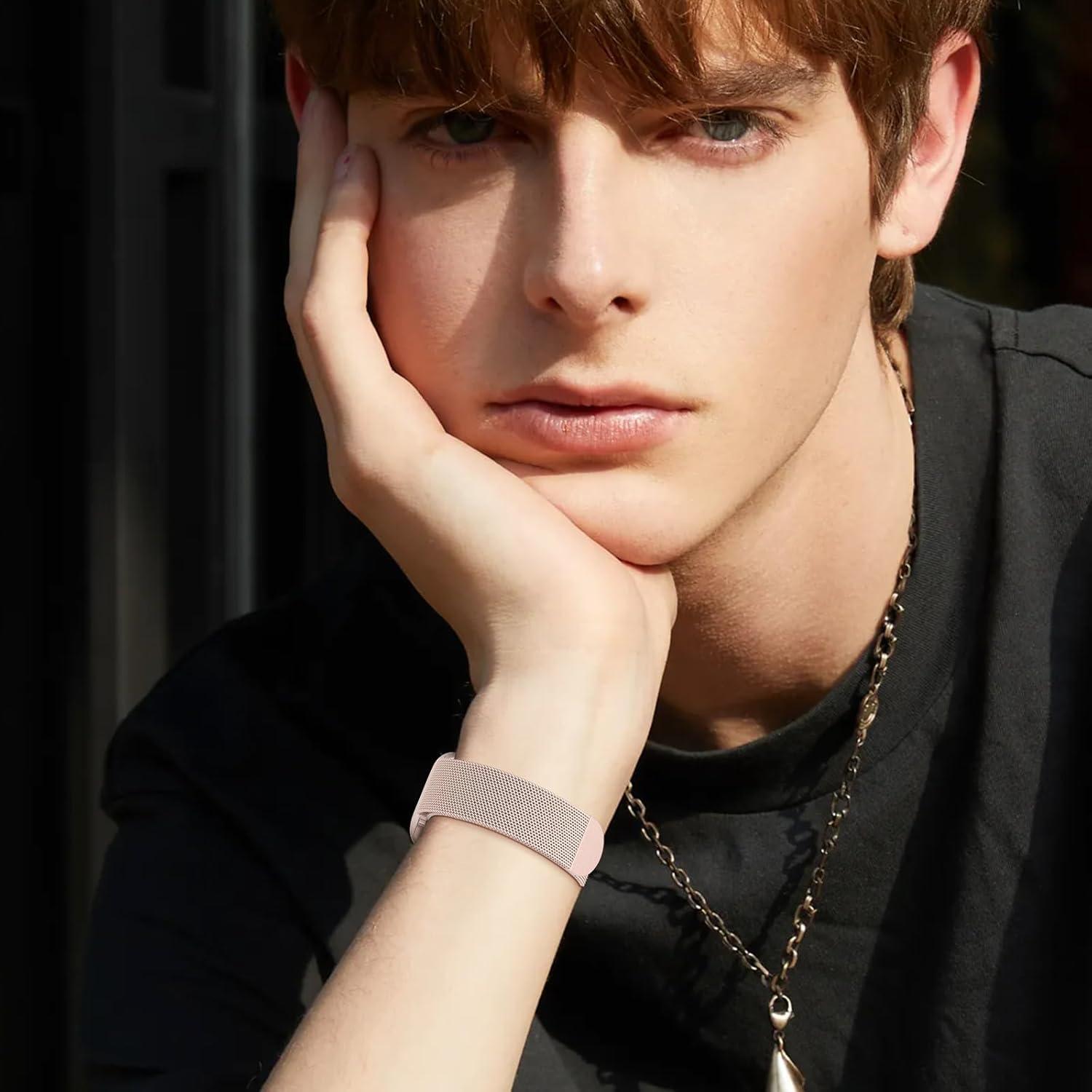 Correa de Malla de Acero Inoxidable OULUOQI para Apple Watch 38-49mm