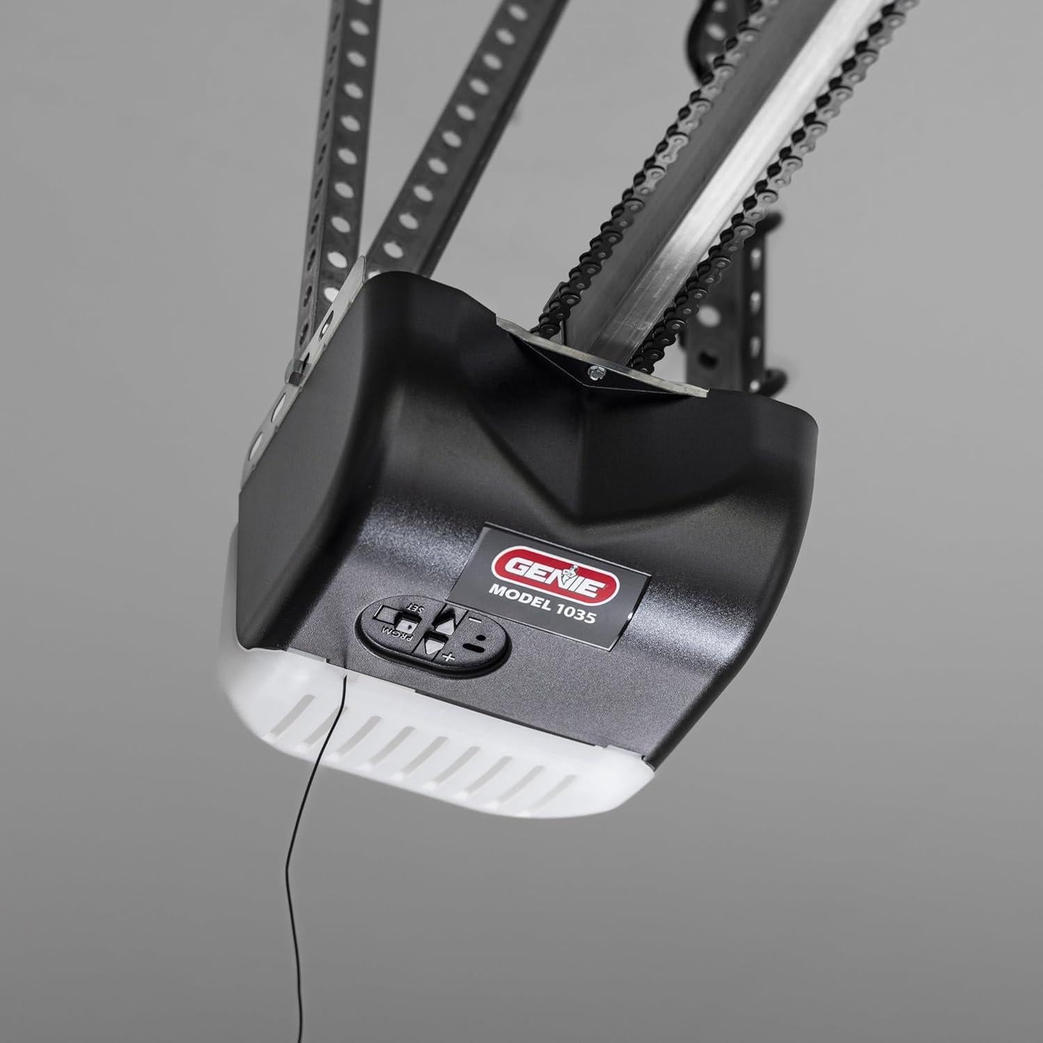 Apertura de Puerta de Garaje Genie Chain Drive 500 - 0.5 HP