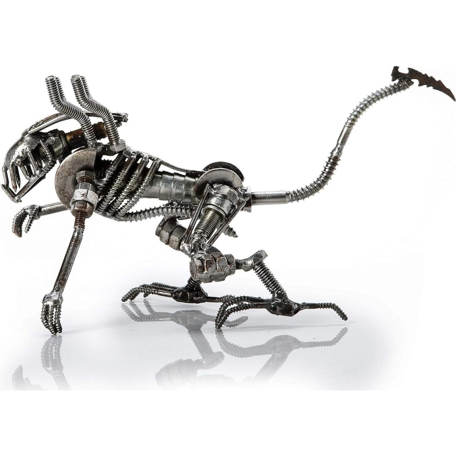 Escultura de Metal Reciclado KALIFANO Xenomorfo 14 cm