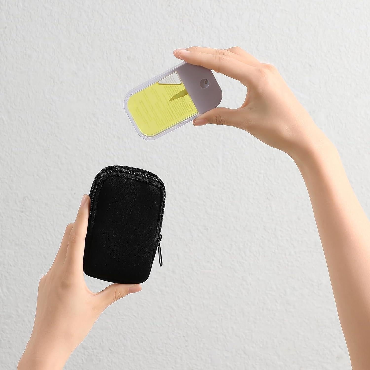 Estuche de Neopreno Uekeboag 2 Pcs para Maquillaje - Negro y Verde