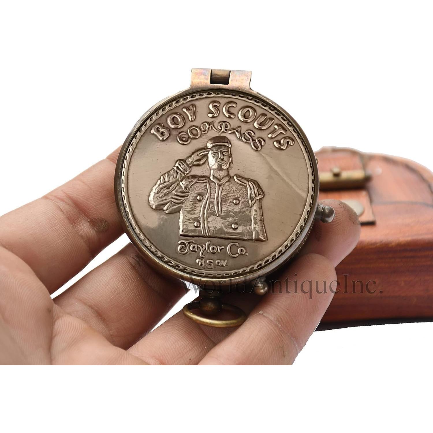 Brújula Scout de Latón WOANIN con Caja de Cuero 5.08cm