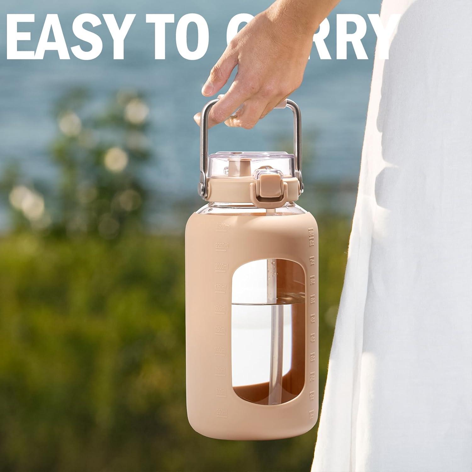 Botella de Agua de Vidrio 2.4L WINSA con Tapa 2-en-1 y Mango