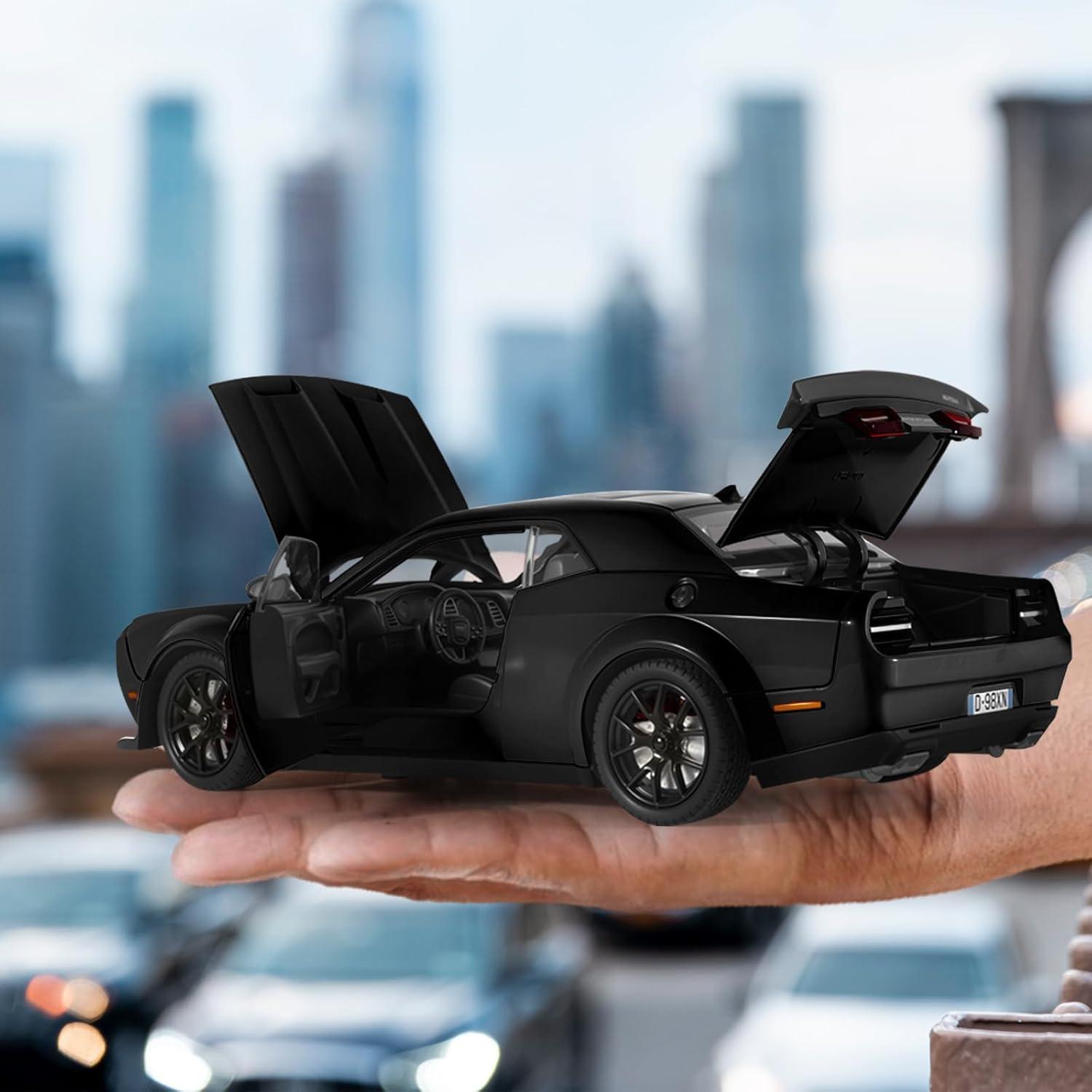 Coche de Juguete Hellcat SRT Metal Fundido con Sonido y Luz