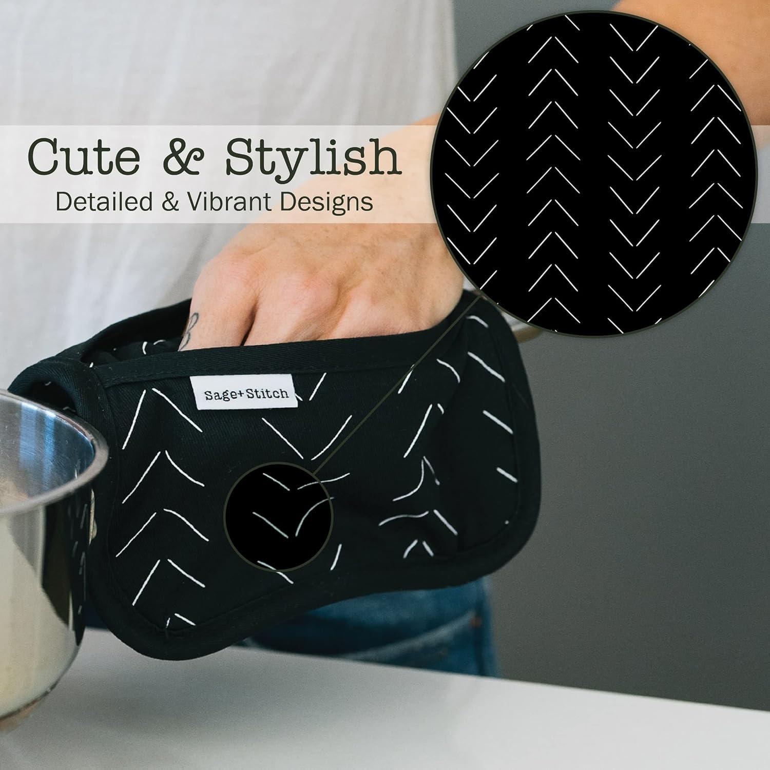 Set de 2 Agarraderas de Cocina Sage y Stitch 100% Algodón 18x23cm Negro