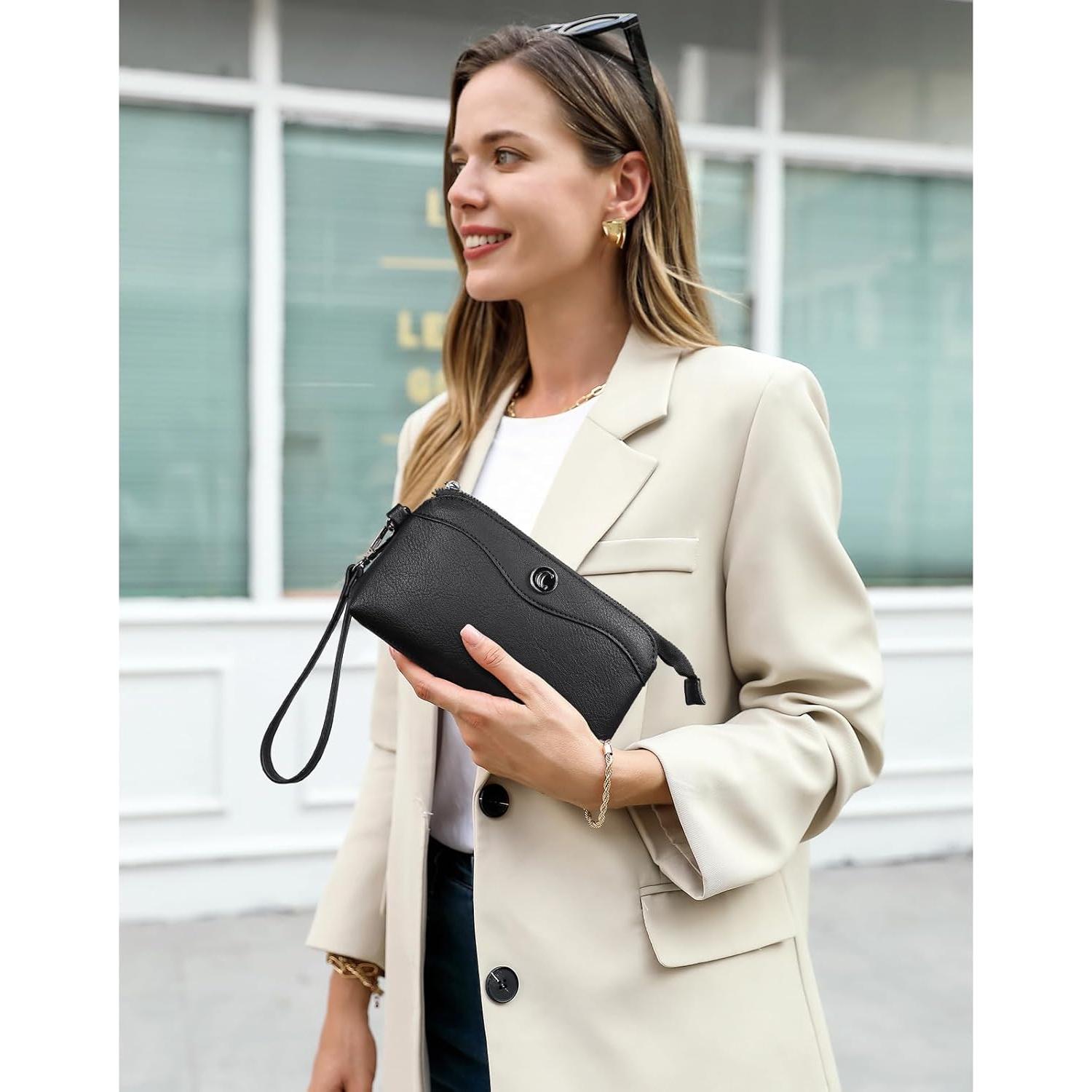 Cartera de Muñeca CLUCI para Mujeres en Cuero Negro con Ranuras