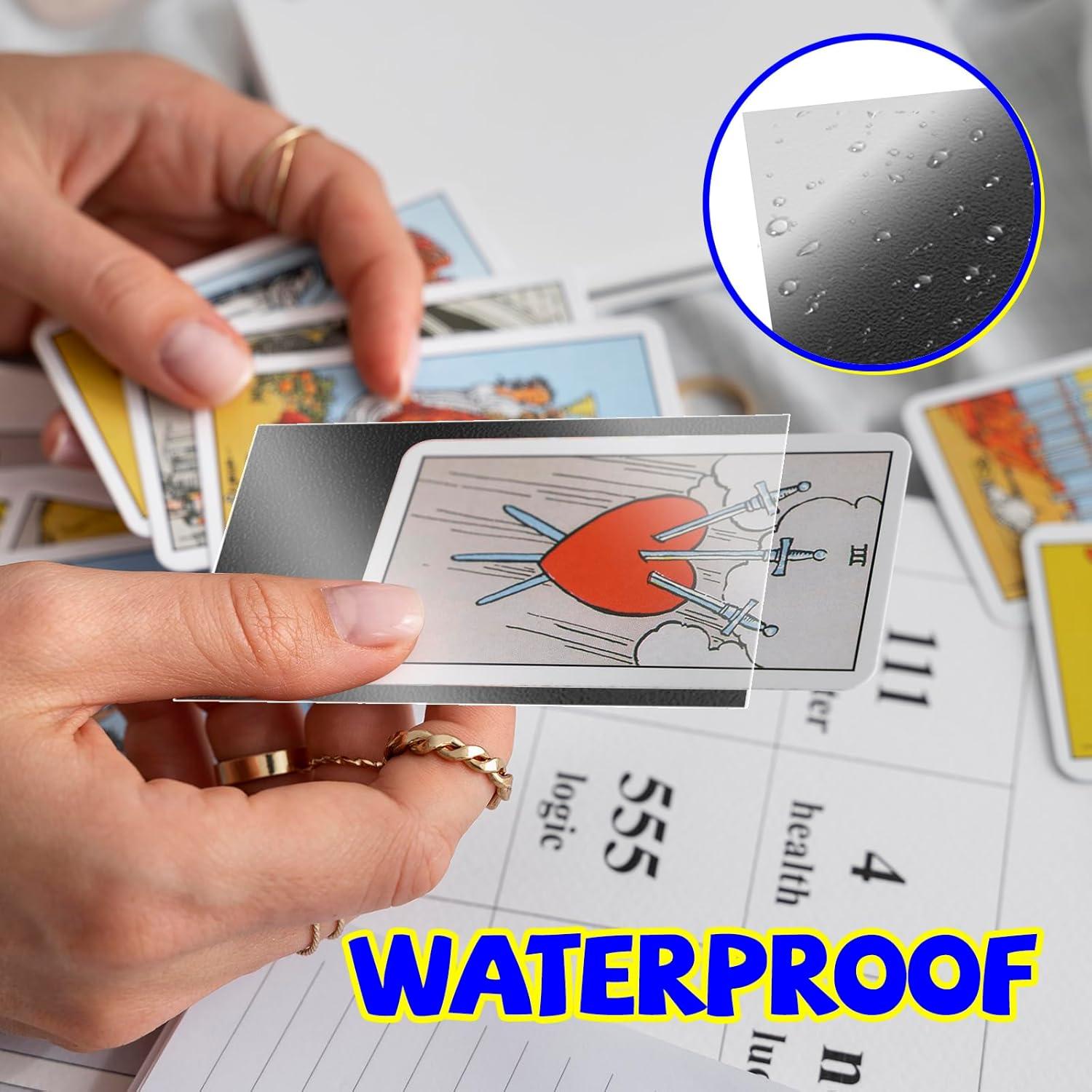 Caja de Barajas SROJDHFJB con 100 Fundas Negras para Cartas