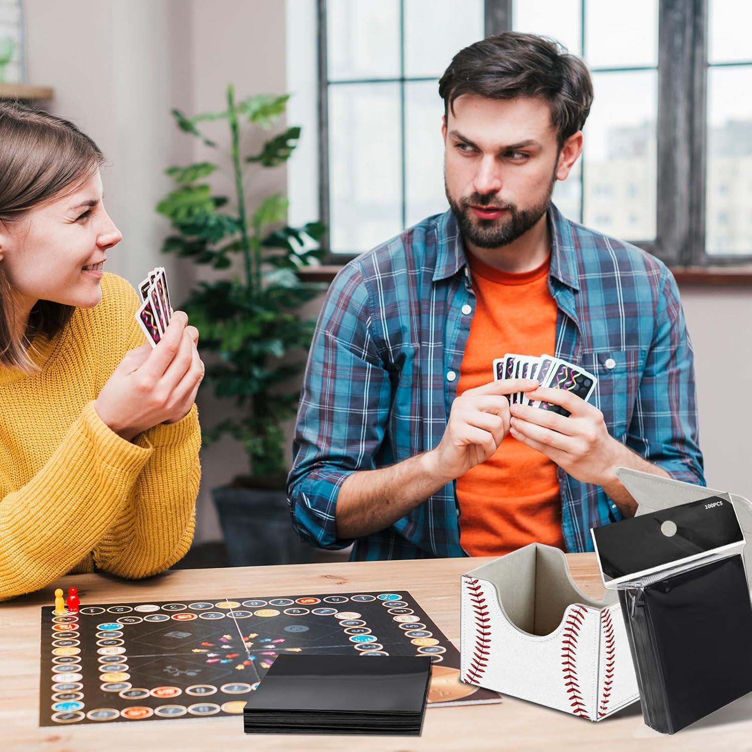 Caja de Barajas SROJDHFJB con 100 Fundas Negras para Cartas