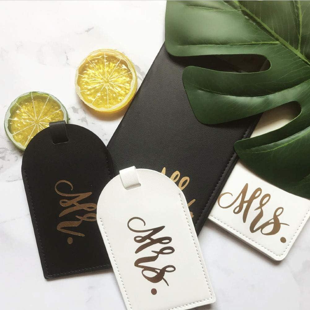 Soporte de Pasaporte y Etiquetas de Equipaje Mr. & Mrs. - KATIE LOXTON