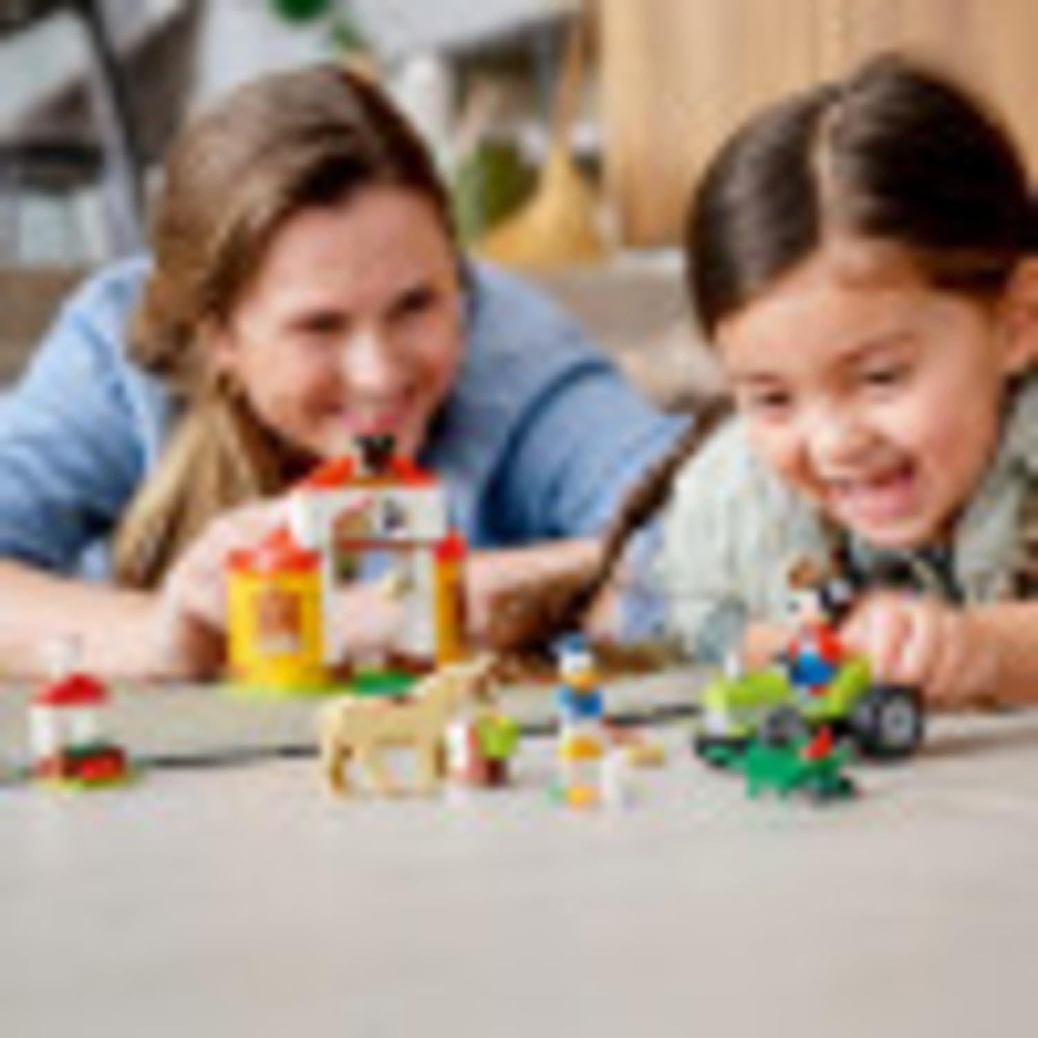 LEGO Disney Granja Mickey y Donald 10775 118 Piezas