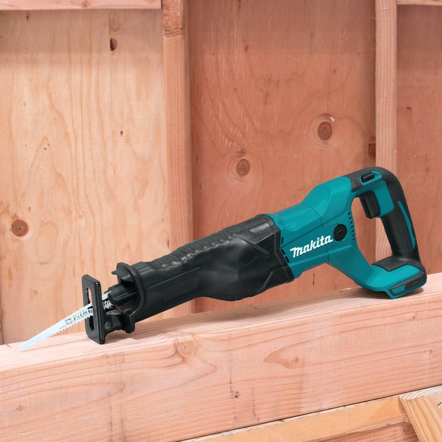 Kit Combo Inalámbrico Makita XT269M 18V con Sierra Recíproca