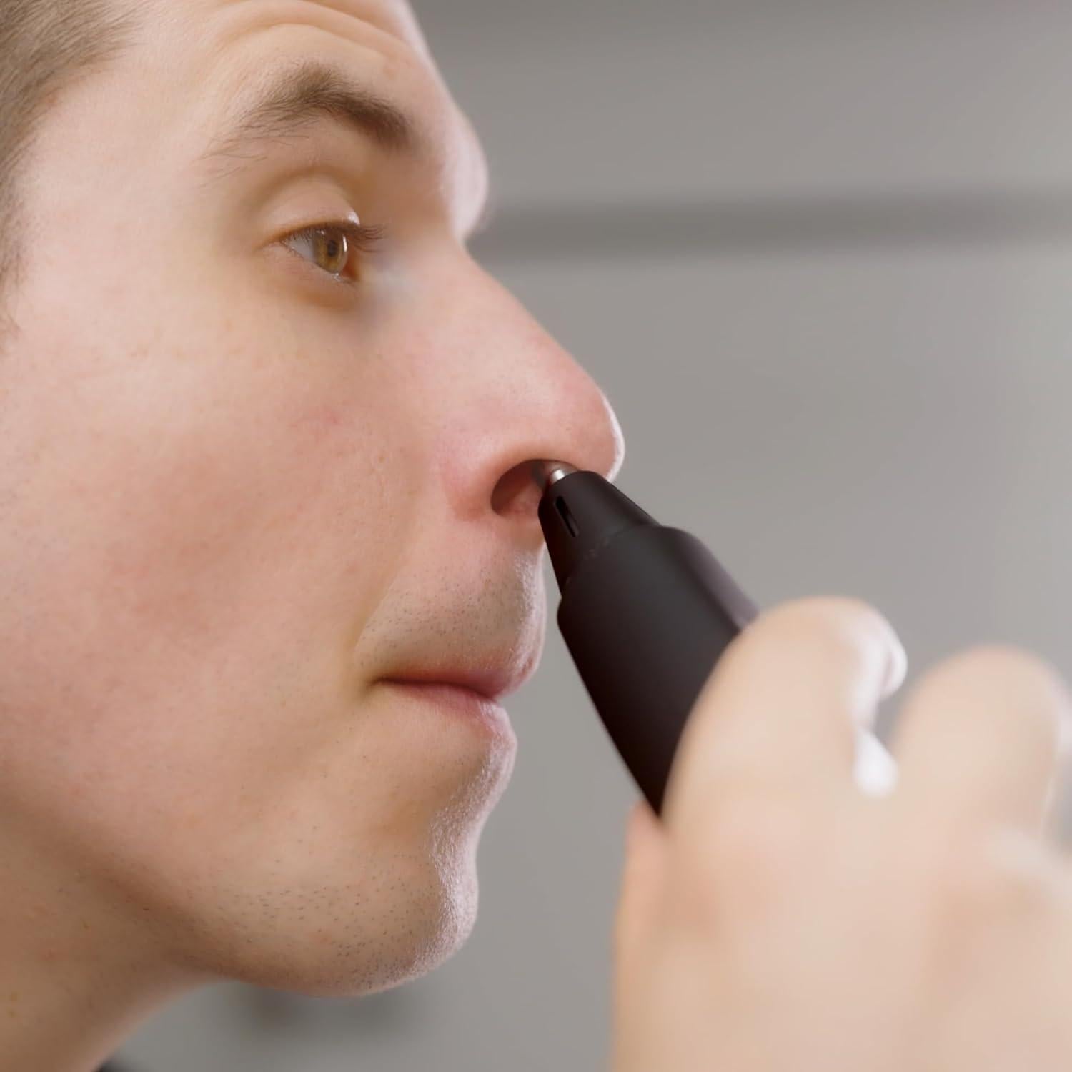 Recortador de Vello Nasal y Orejas MANGROOMER INTELLIMAX PRO