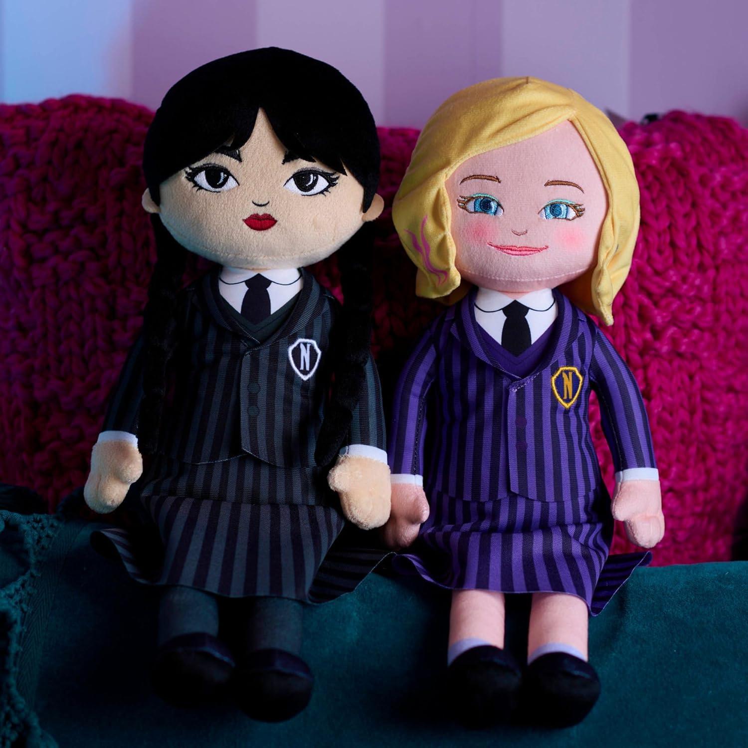 Muñeca de Peluche Grande Miércoles Addams Just Play 39 cm