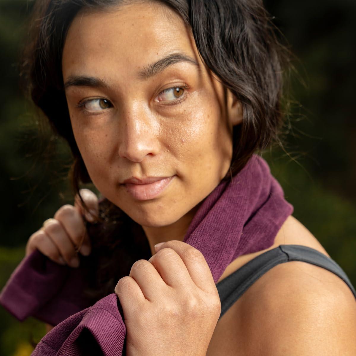 Toalla de Yoga Manduka eQua Hot Microfibra 40x67 cm Acai