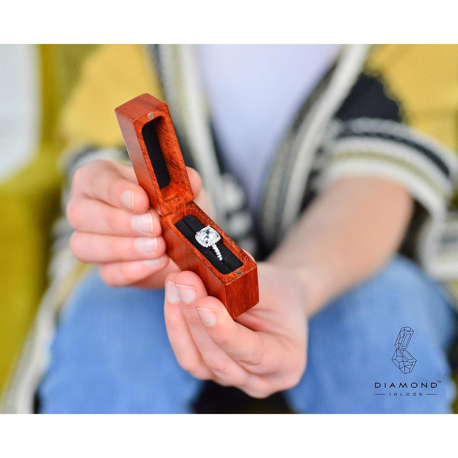 Caja de Anillo de Madera Palisandro DIAMOND IGLOOS - Compacta