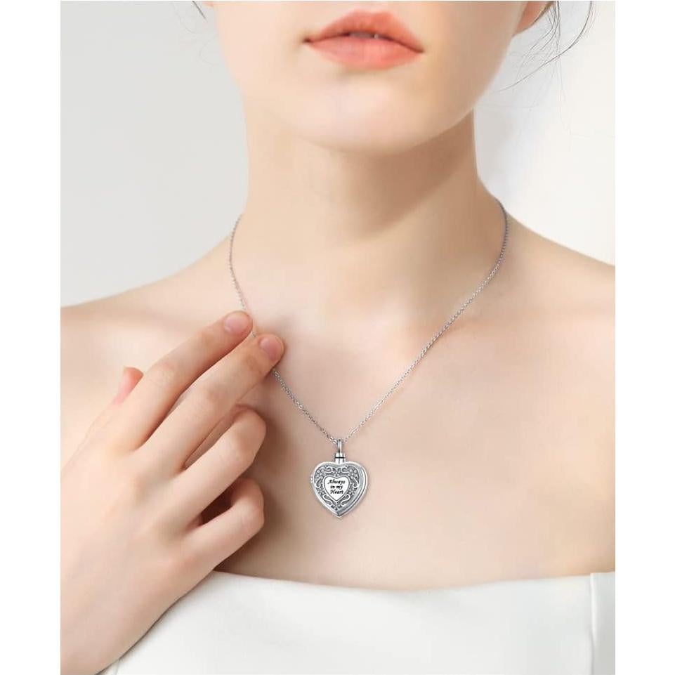 Collar de Urna de Filigrana Yearace en Plata de Ley 19x19mm