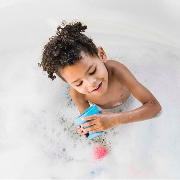 Taza de Baño TubbyCup Azul Plegable para Bebés - Libre de BPA