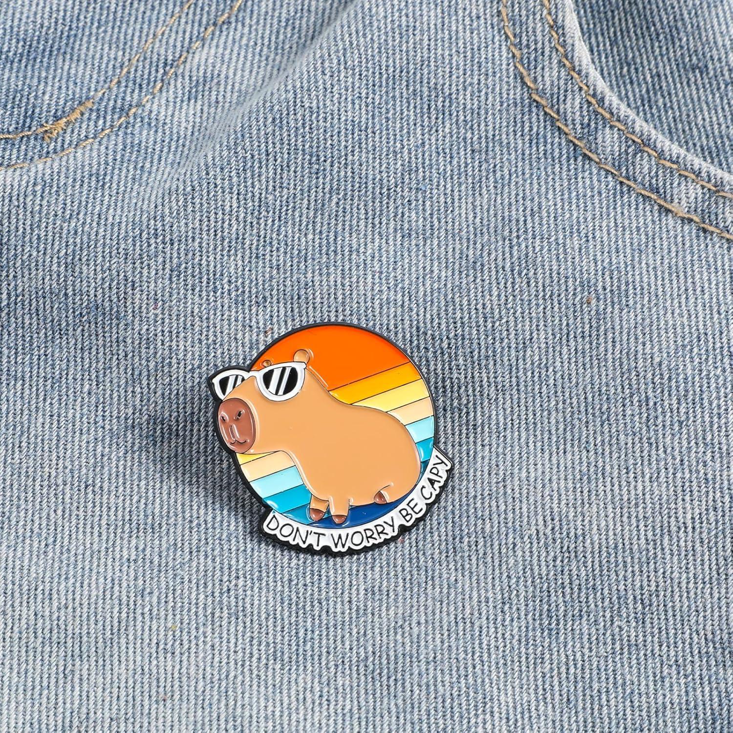 Pin de Esmalte Capibara con Gafas WLLHYF 3.05x2.29cm