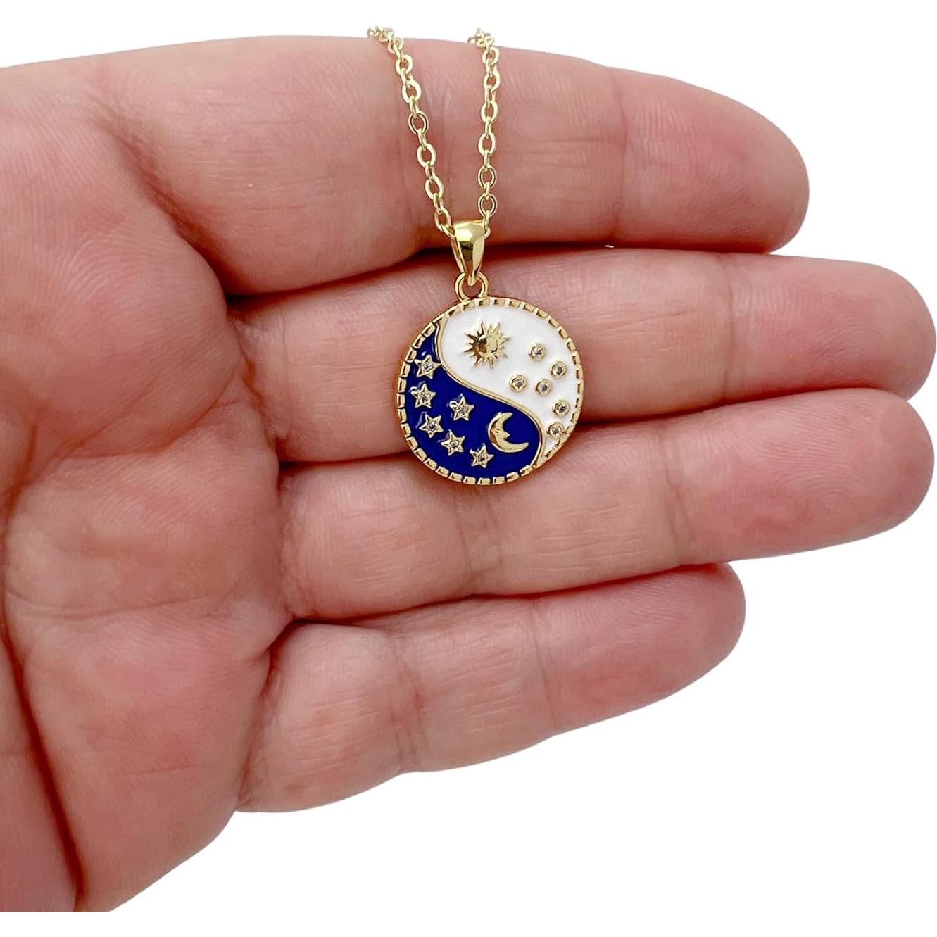 Collar de moneda dorada Yin Yang UMBRELLALABORATORY 45.72 cm