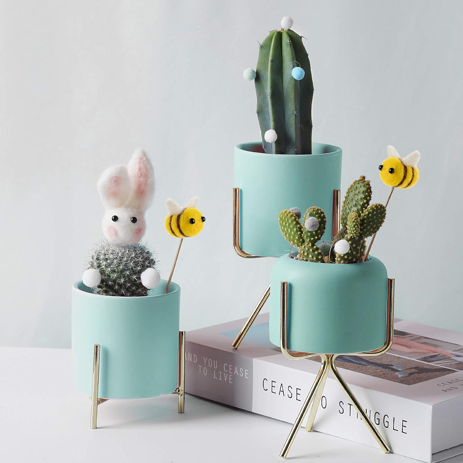 CINPIUK 12 Set Felt Bees for Crafts, Wool Felt Bumble Bee Plush for Tiered Tray Decoration Party Favors DIY Craft Jewelry Accessory