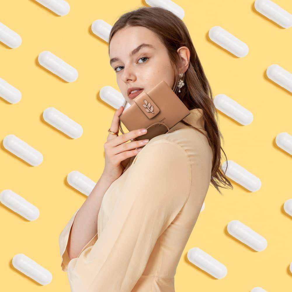 Cartera de muñeca bifold Prettyzys para mujeres - Café