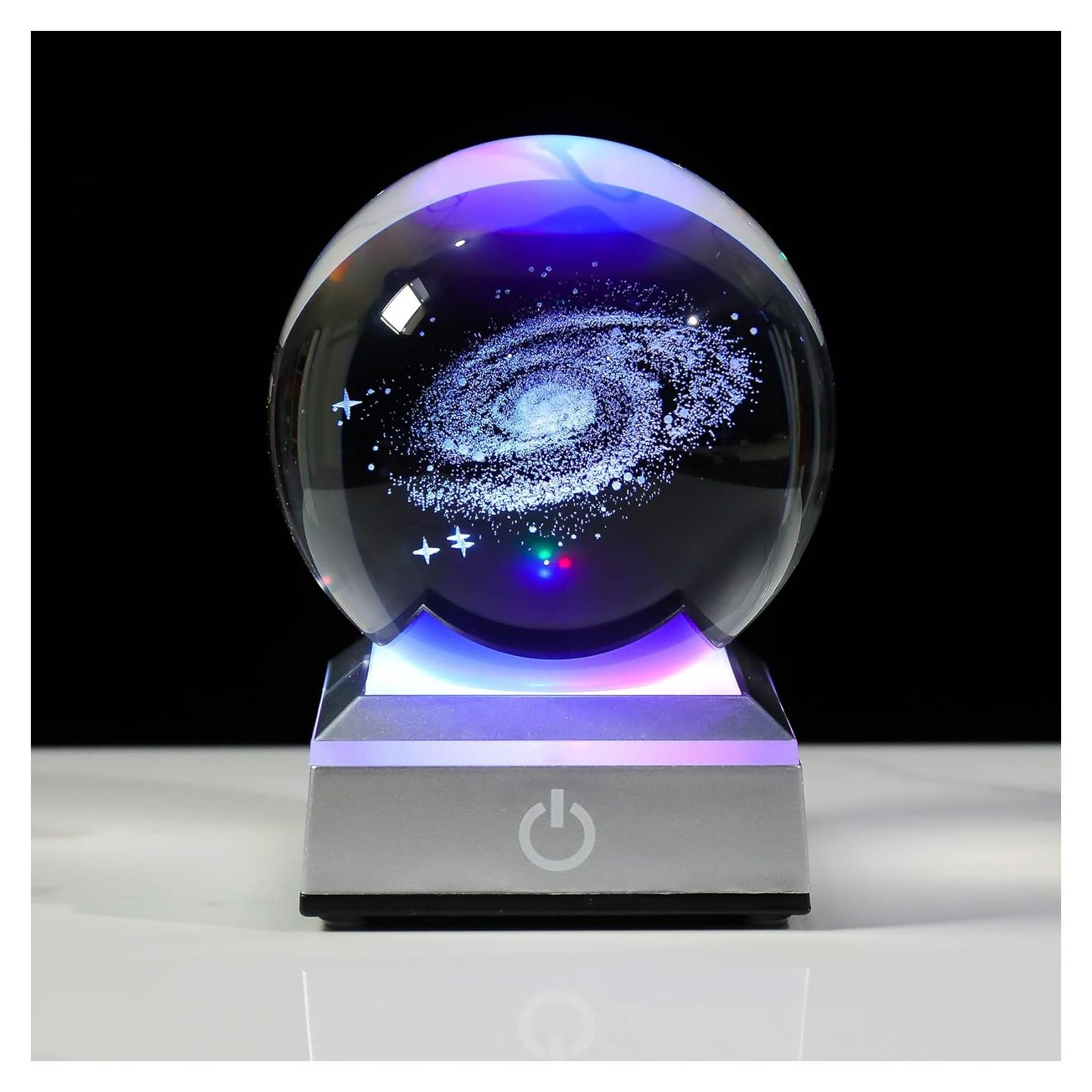 Bola de Cristal 3D Galaxia 8 cm Ornalrist con Luz LED