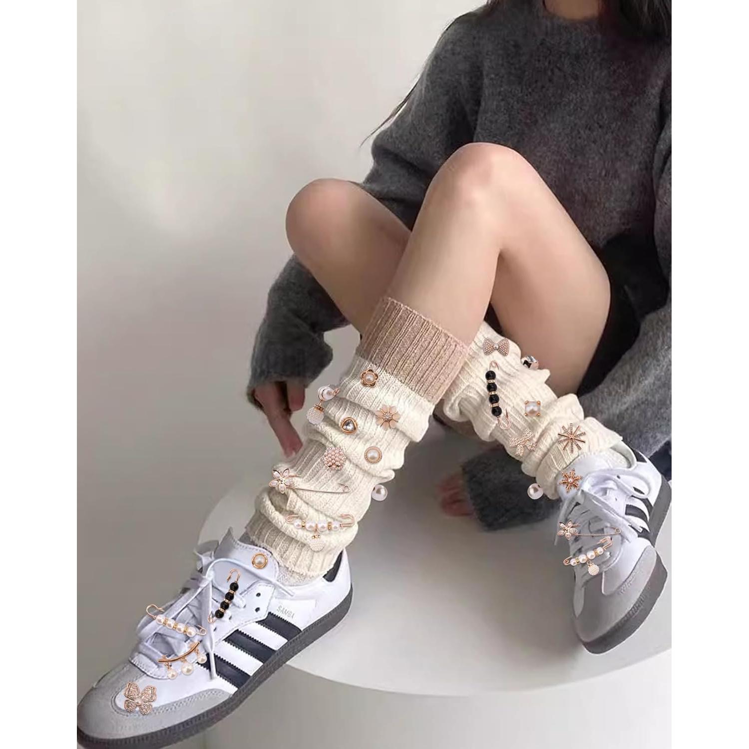 Kit de 60 Encantos para Calcetines y Zapatos Dorados DIY