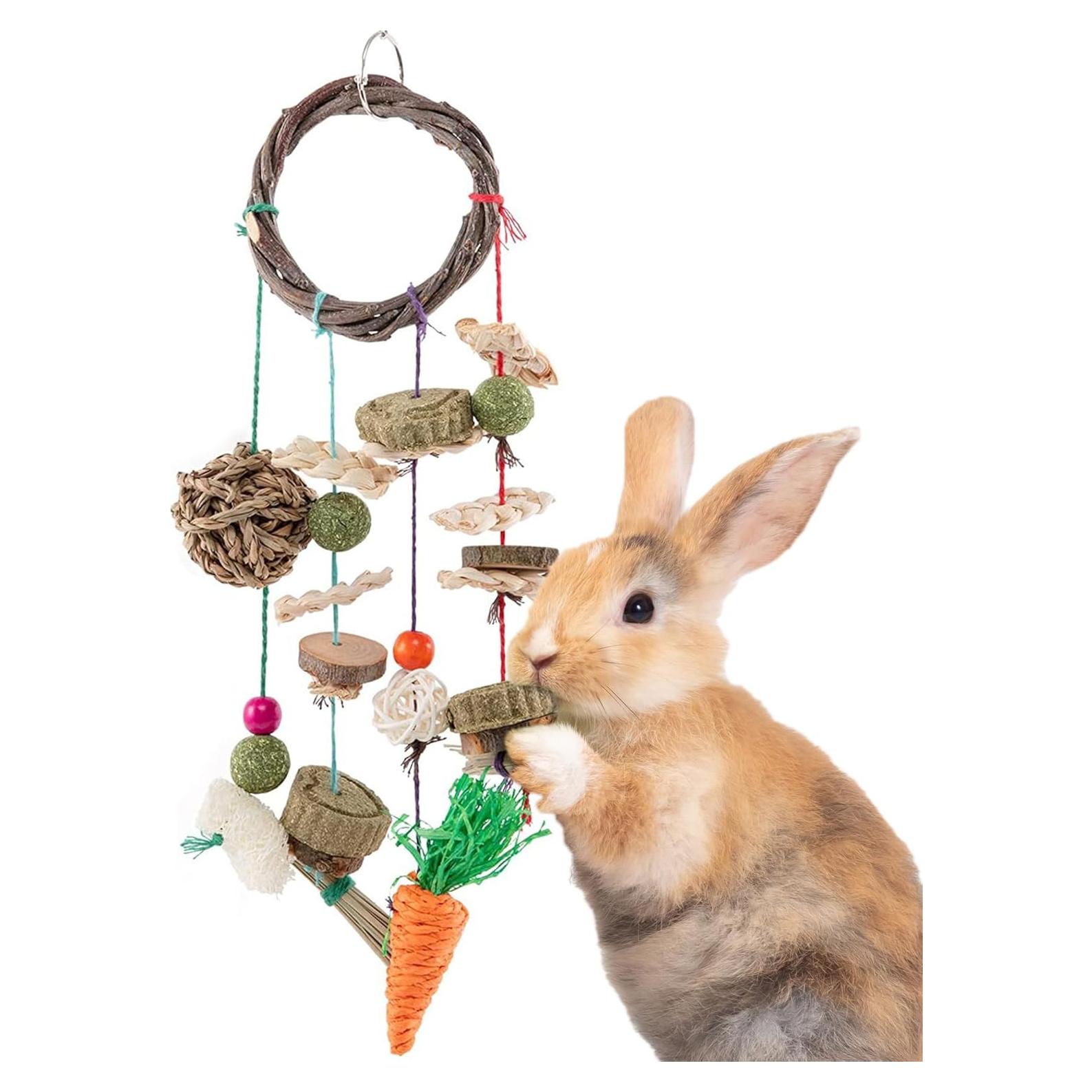 Juguete Masticable Colgante SunGrow para Conejos 43x18cm