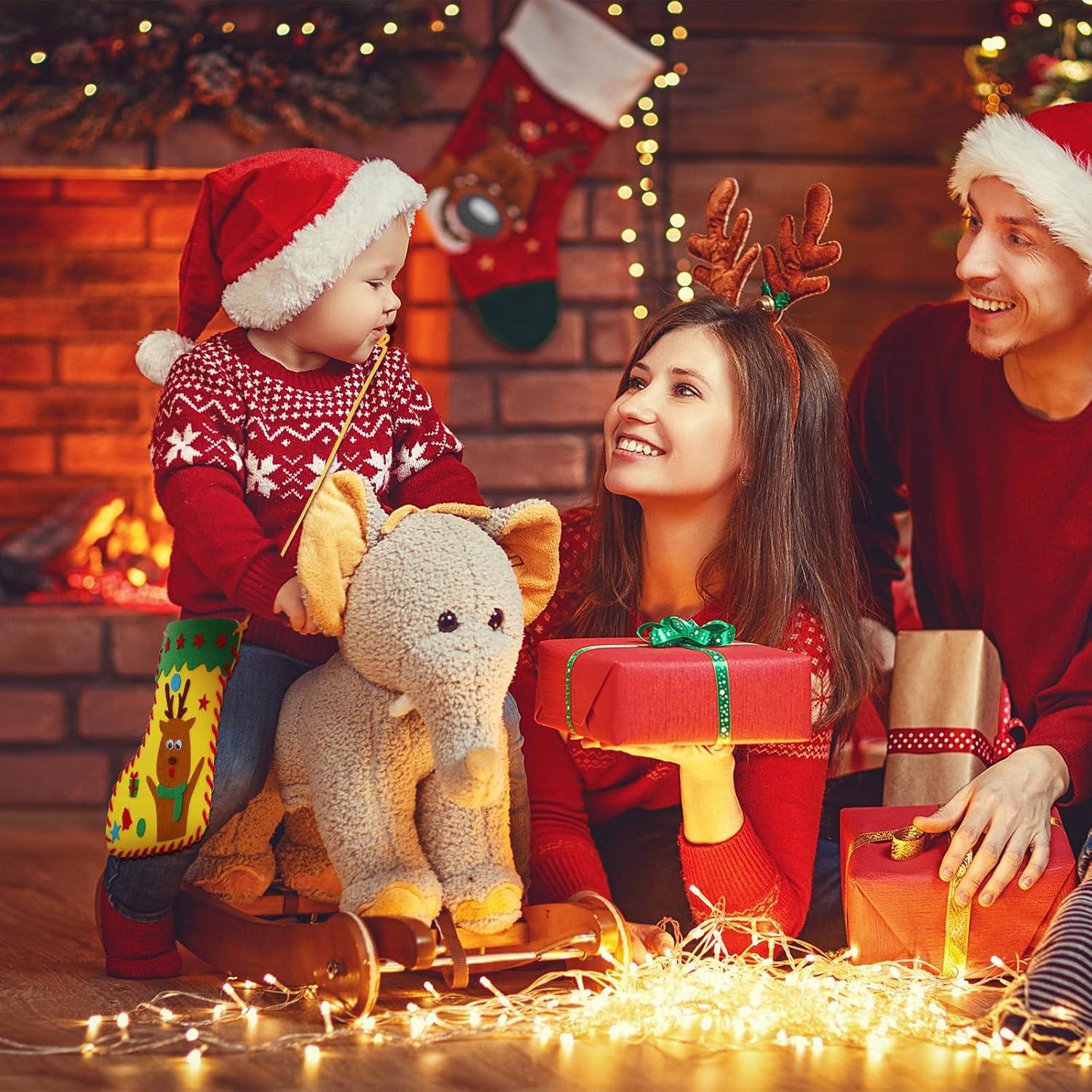 Kits de Costura Navideños Skylety - 8 Calcetines de Fieltro DIY