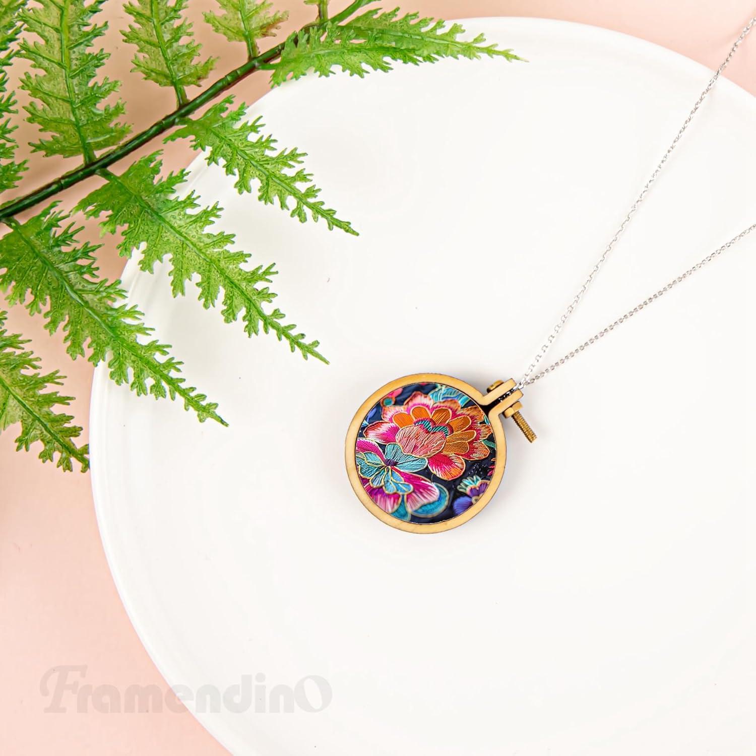 10 Mini Aros de Bordado de Madera Framendino 3.49x2.99cm