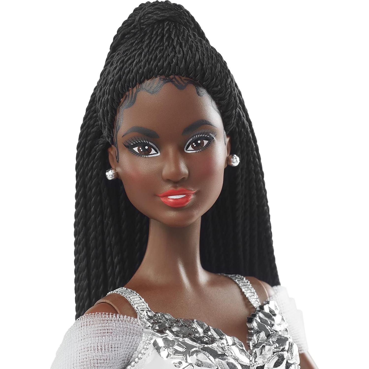 Muñeca Barbie de Vacaciones 2021 Mattel Afroamericana 10.2 cm