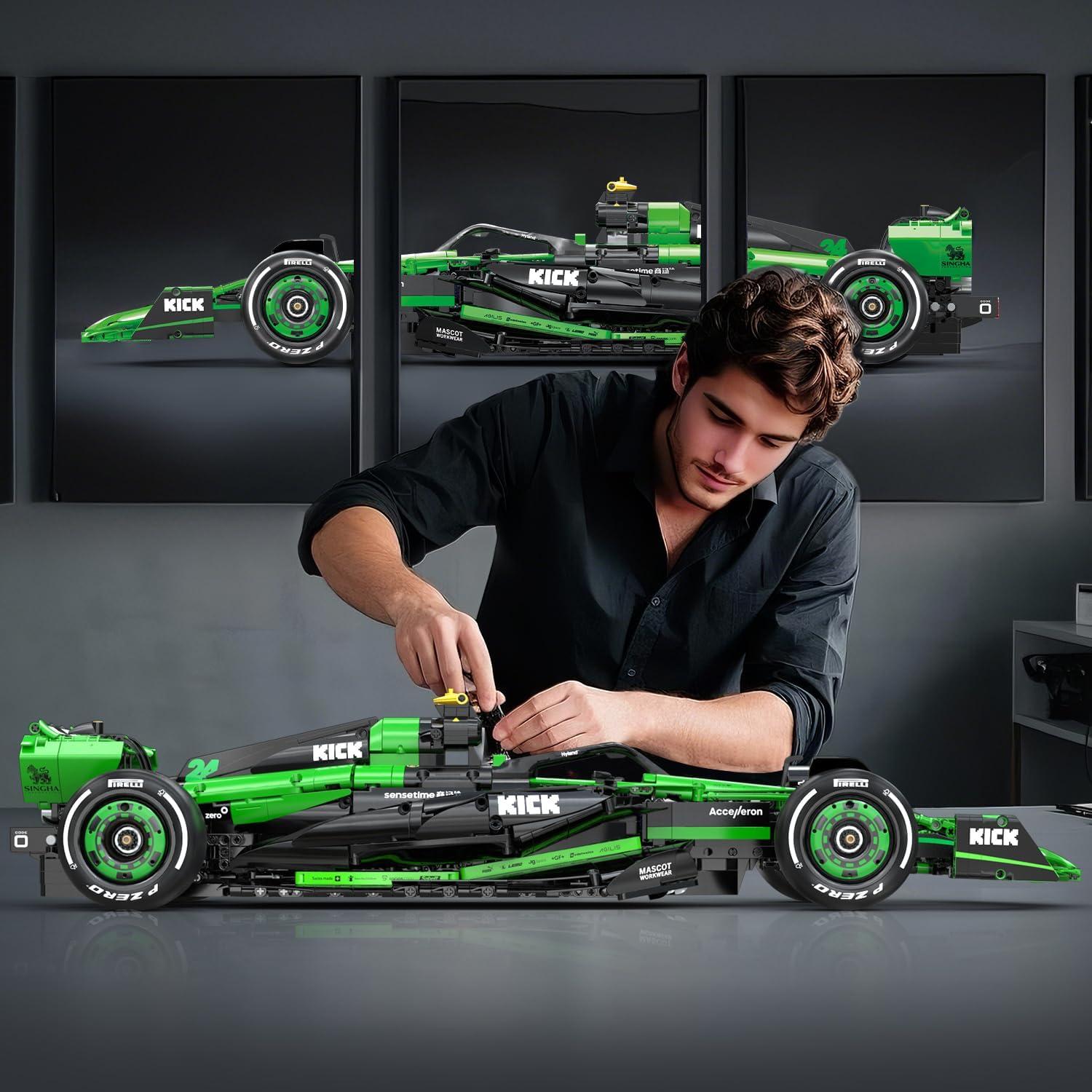 Set de Bloques de Construcción Coche F1 CaDA KICK Sauber 1:8 2553 Piezas