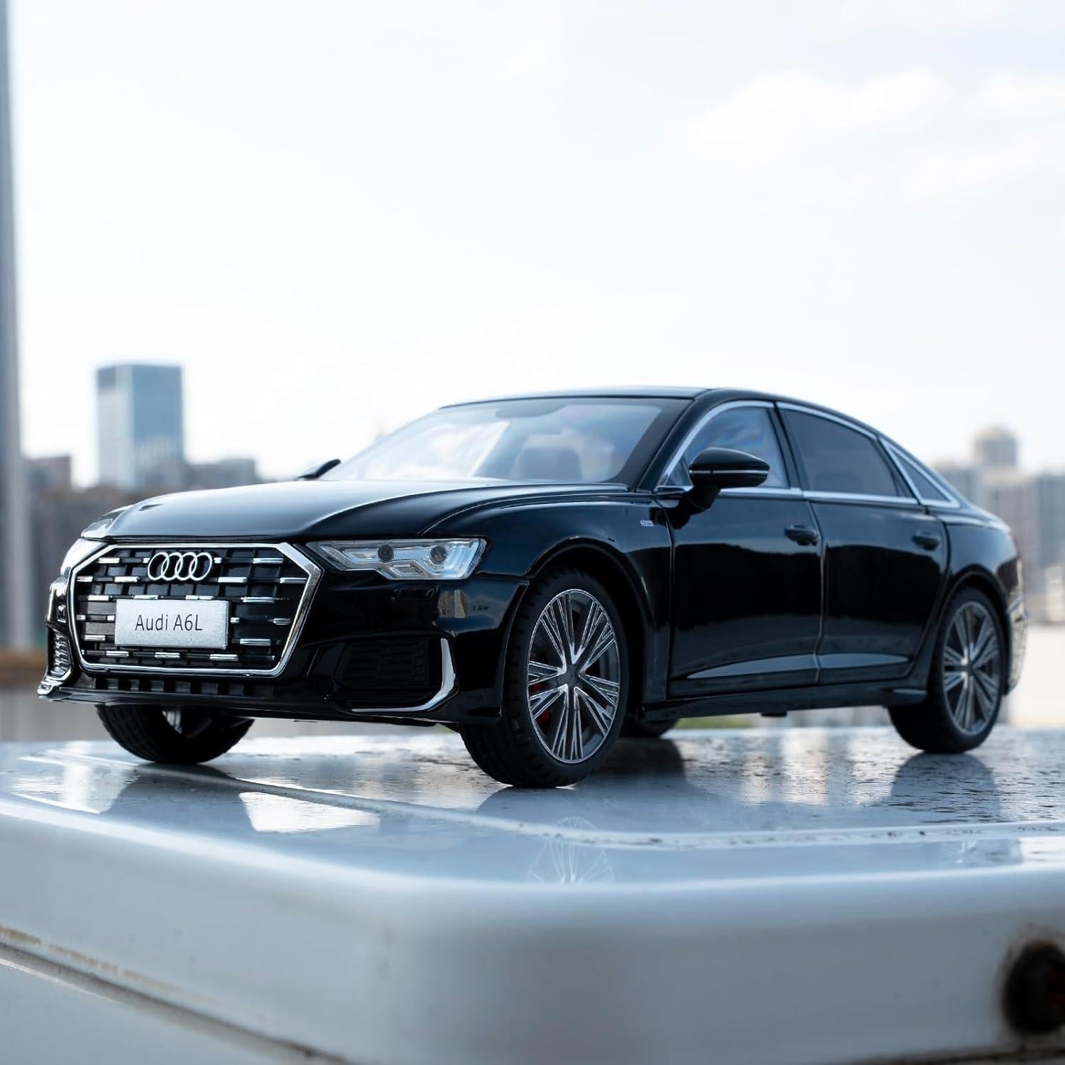 Coche de Juguete Audi A6L a Escala 1:18 BDTCTK con Sonido y Luz