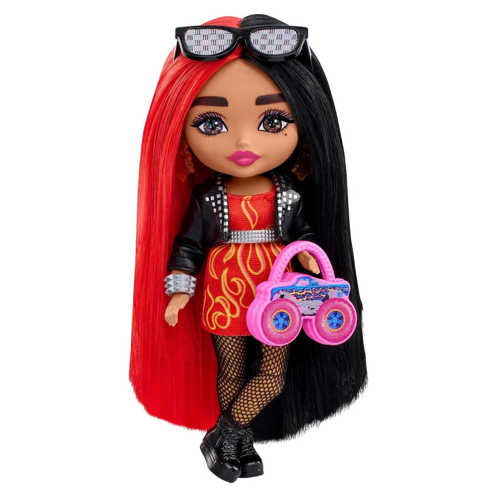 Muñeca Barbie Extra Minis 14 cm con cabello rojo y negro