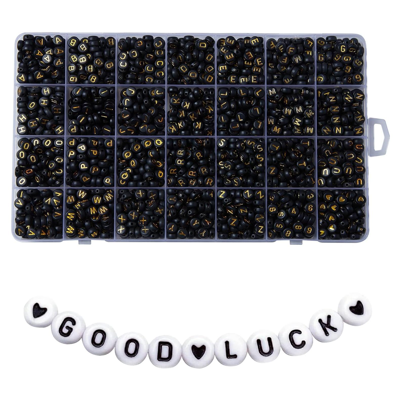 1400 Perlas de Letras Weiyiziens 4x7mm Acrílico Negro y Dorado