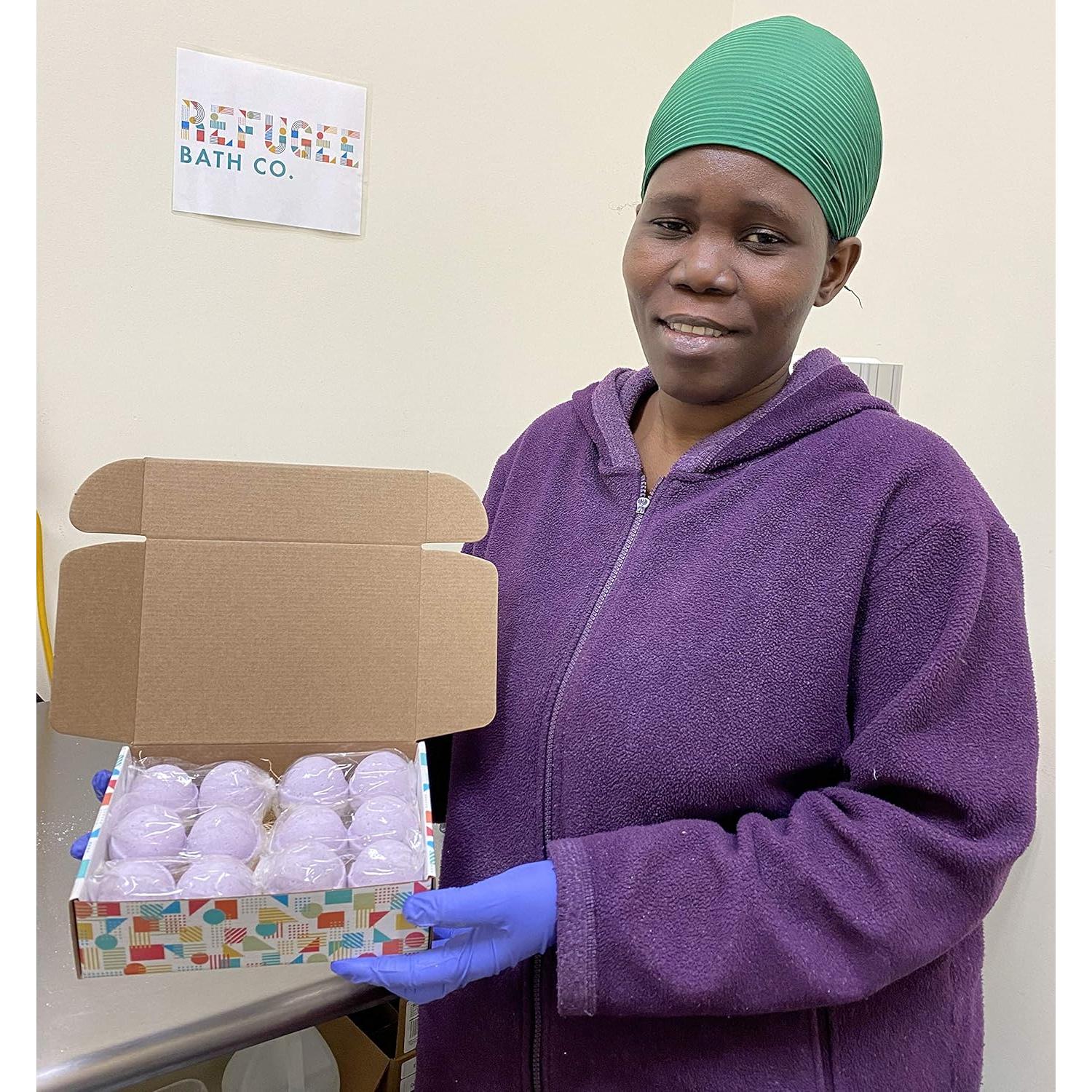 Paquete de 12 Bombas de Baño Lavanda Refugee Bath Co.