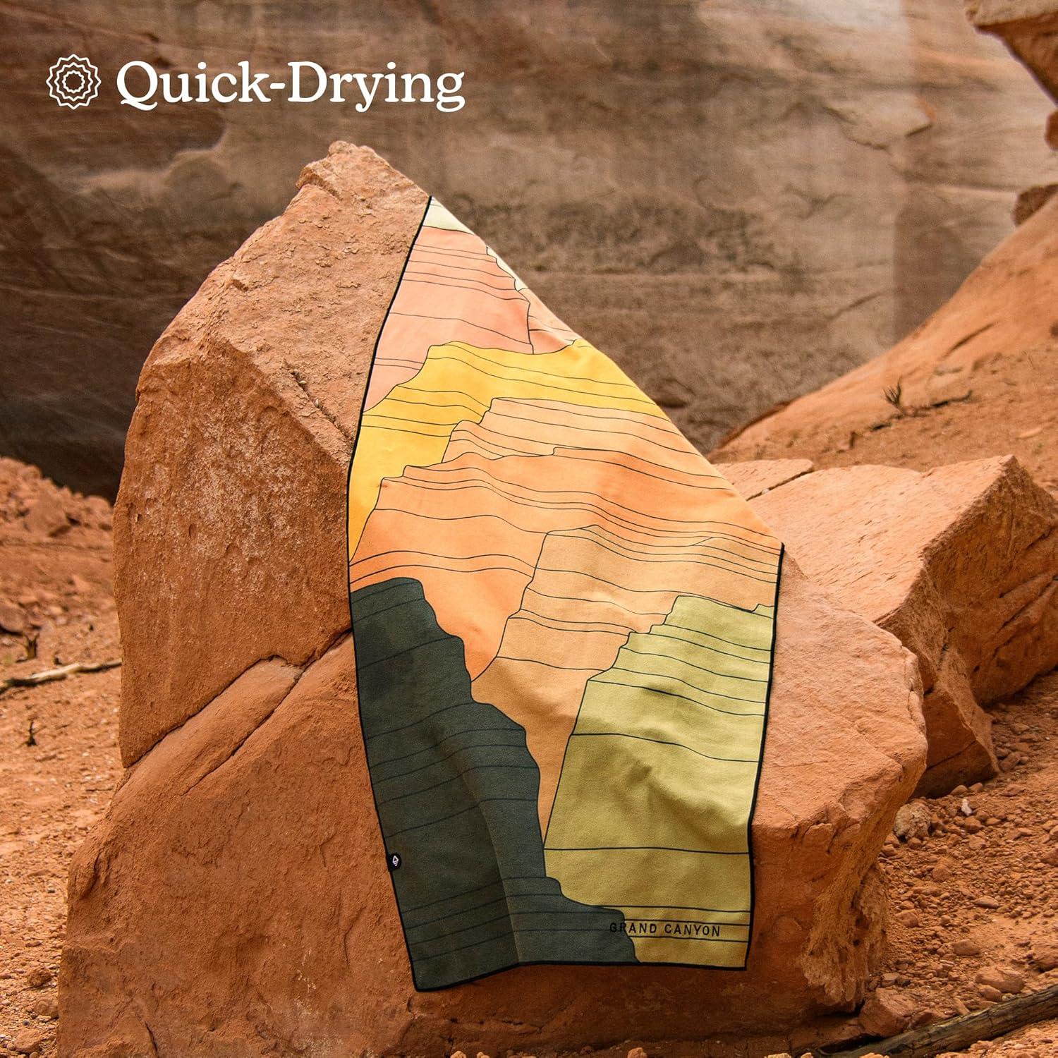 Toalla de Yoga Nomadix - Súper Absorbente y Resistente a la Arena